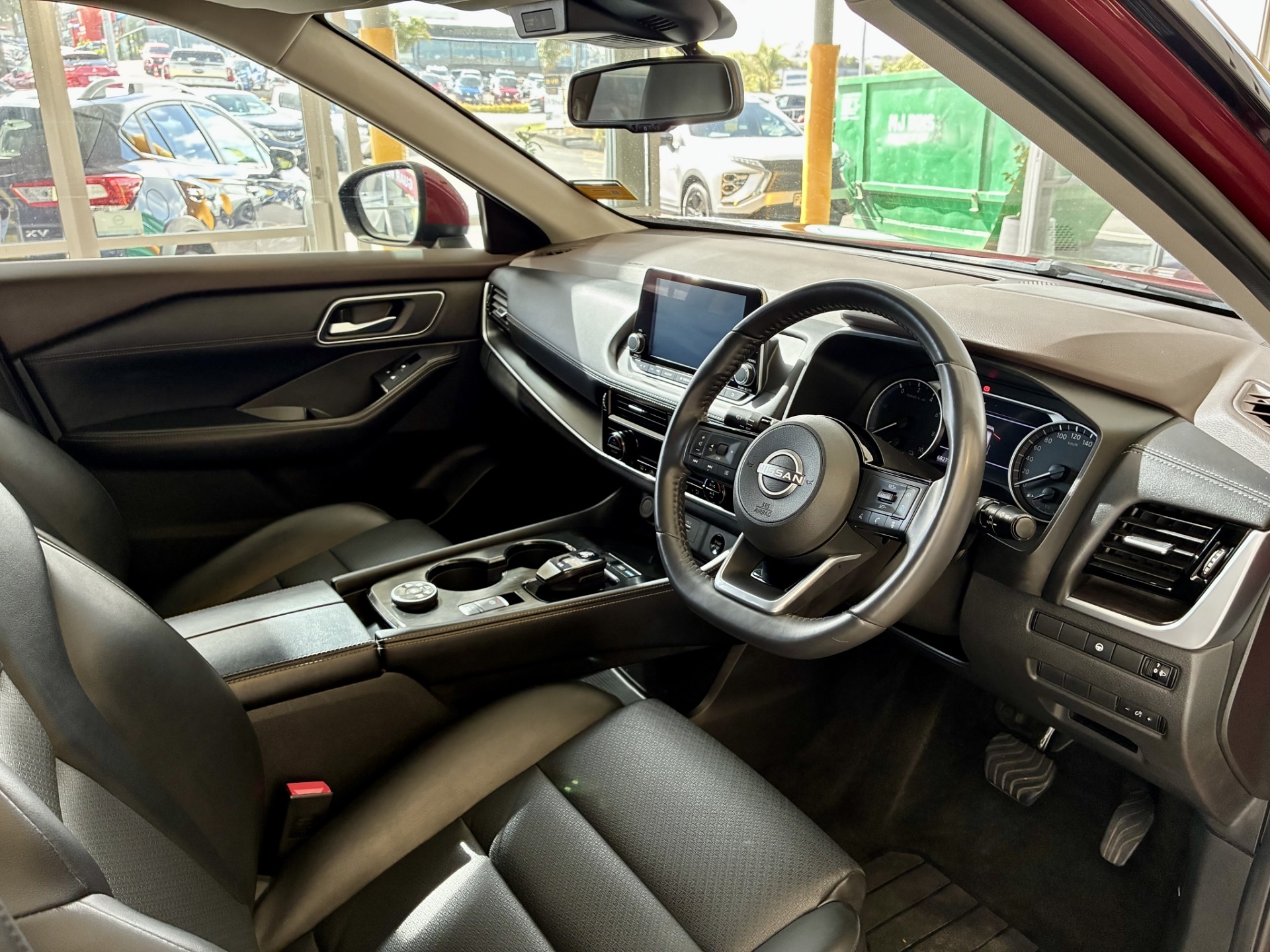 2023 Nissan X-Trail ST-L E-Power 1.5L Hybrid - Image 11