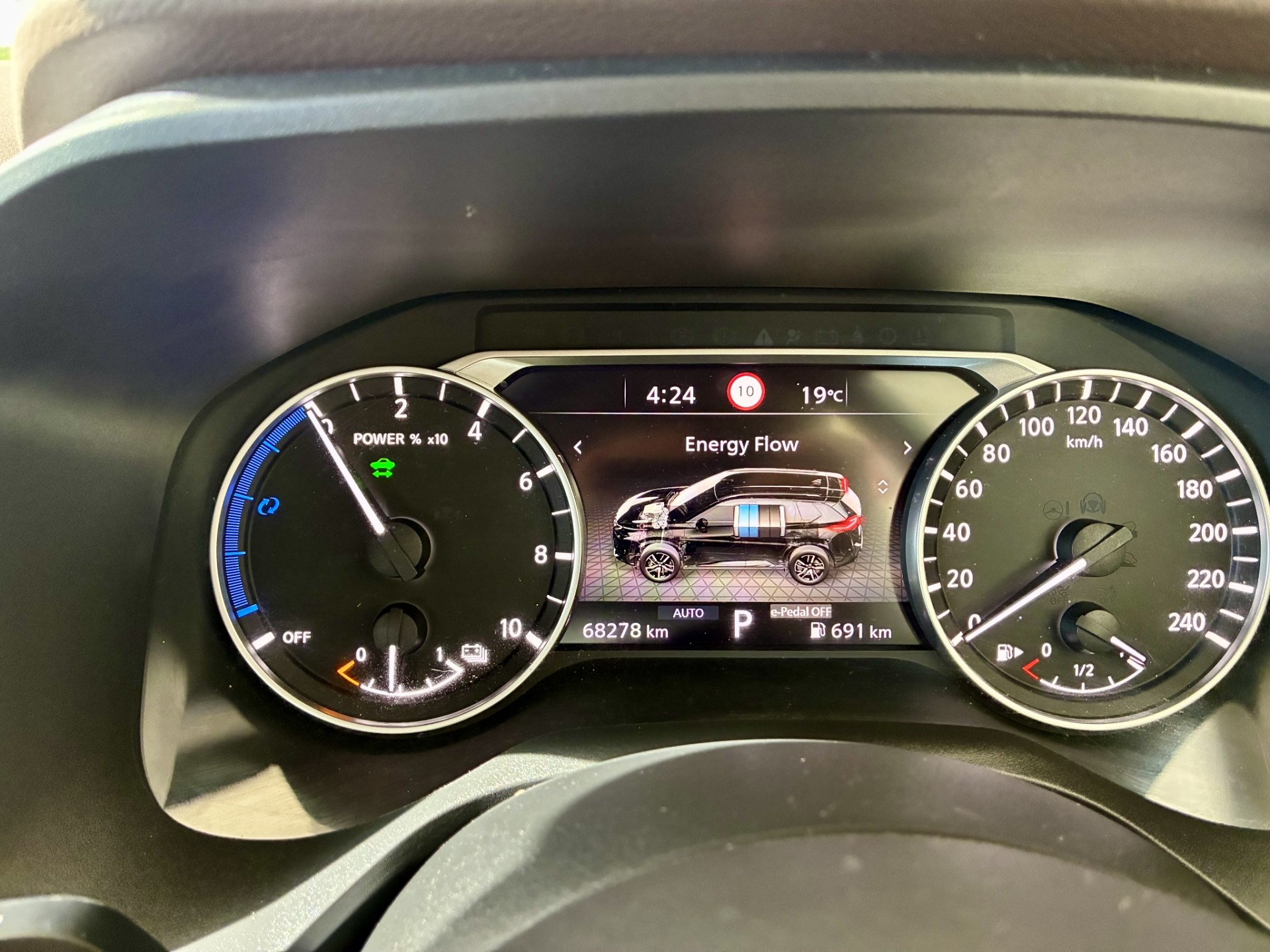 2023 Nissan X-Trail ST-L E-Power 1.5L Hybrid - Image 18