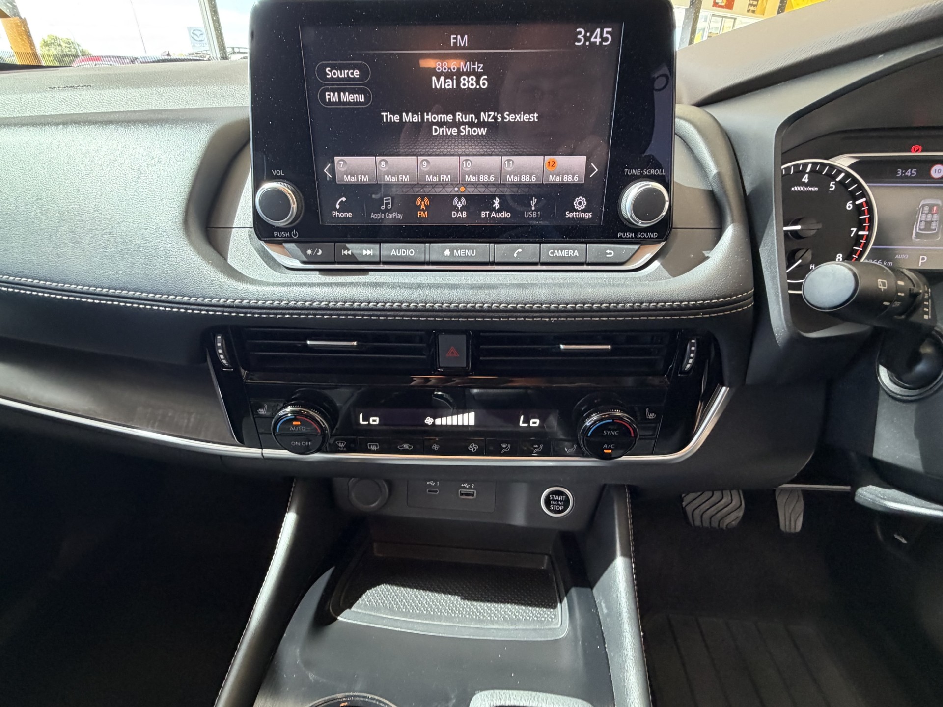 2023 Nissan X-Trail ST 2.5L 4WD 7 Seaters - Image 13