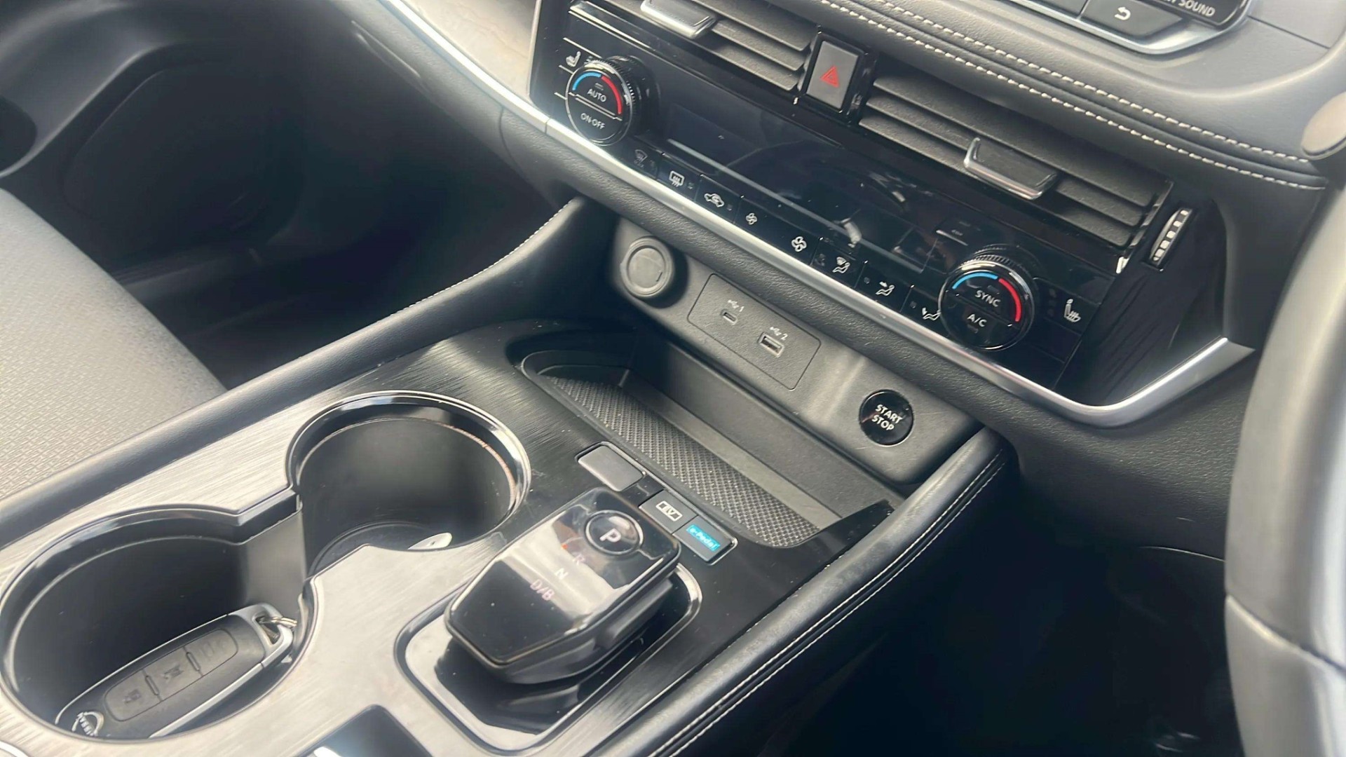 2023 Nissan X-Trail St-L E-Power 1.5Peh - Image 18