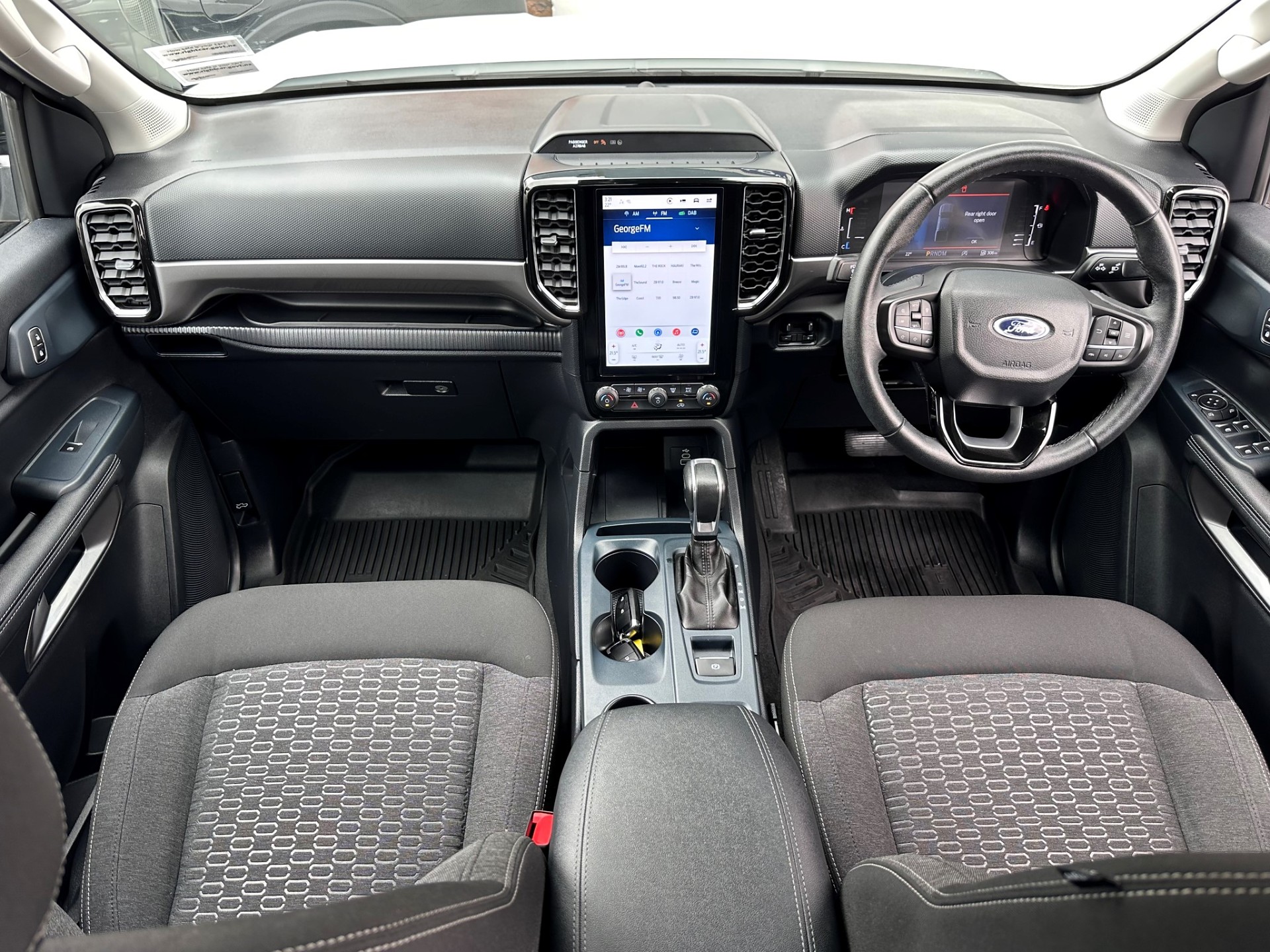 2024 Ford Ranger XLT 4x2 Double Cab - Image 11