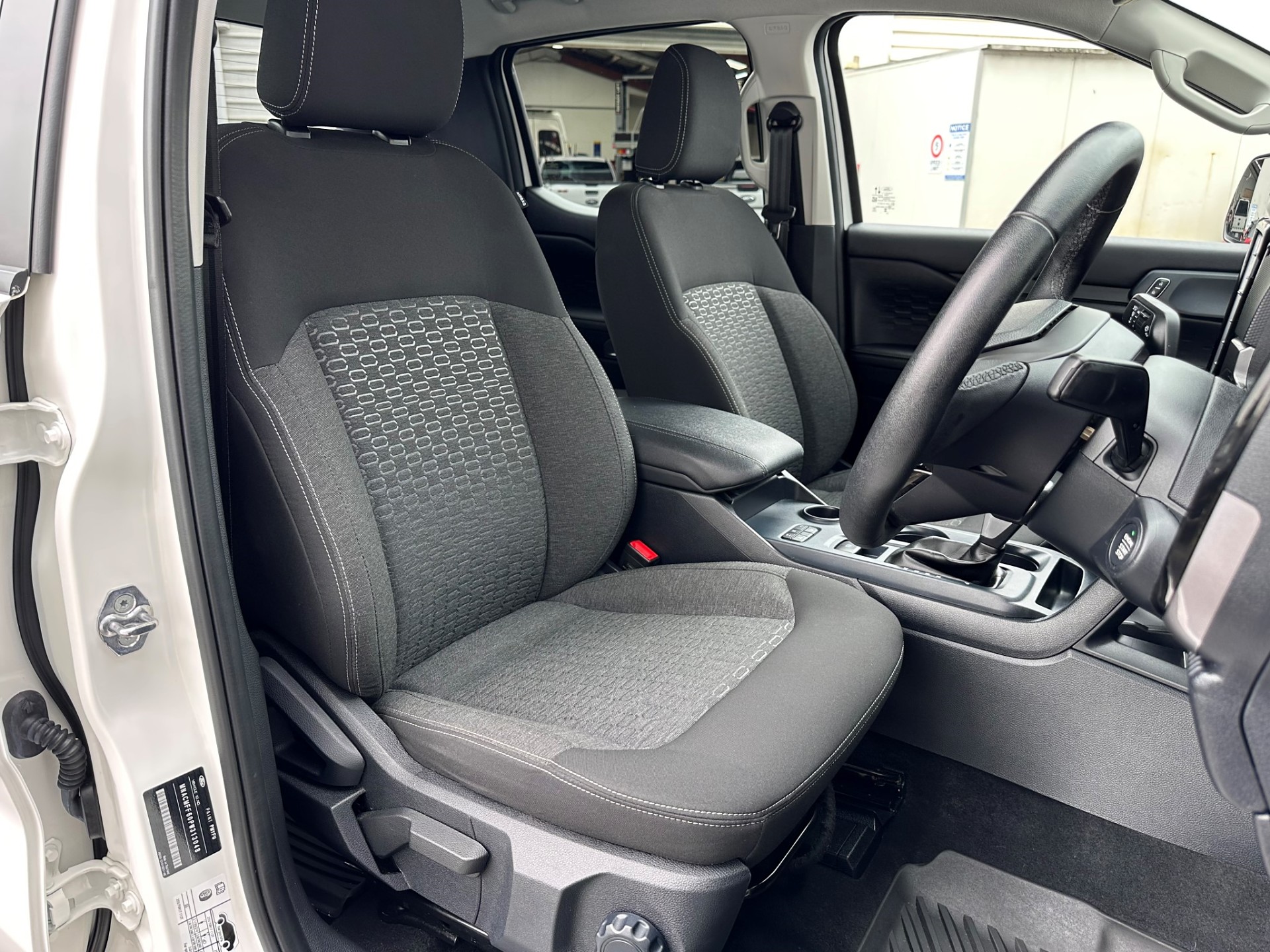 2024 Ford Ranger XLT 4x2 Double Cab - Image 12