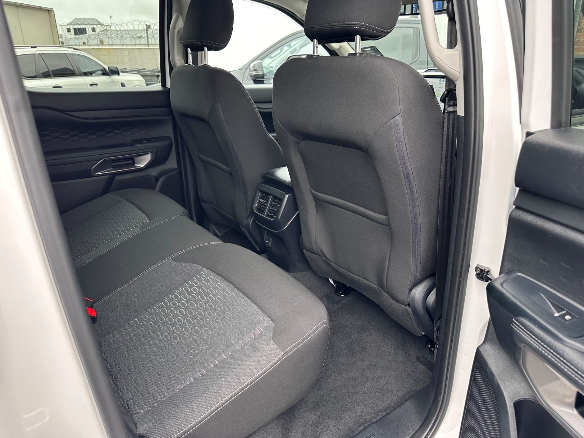 2024 Ford Ranger XLT 4x4 Double Cab - Image 10