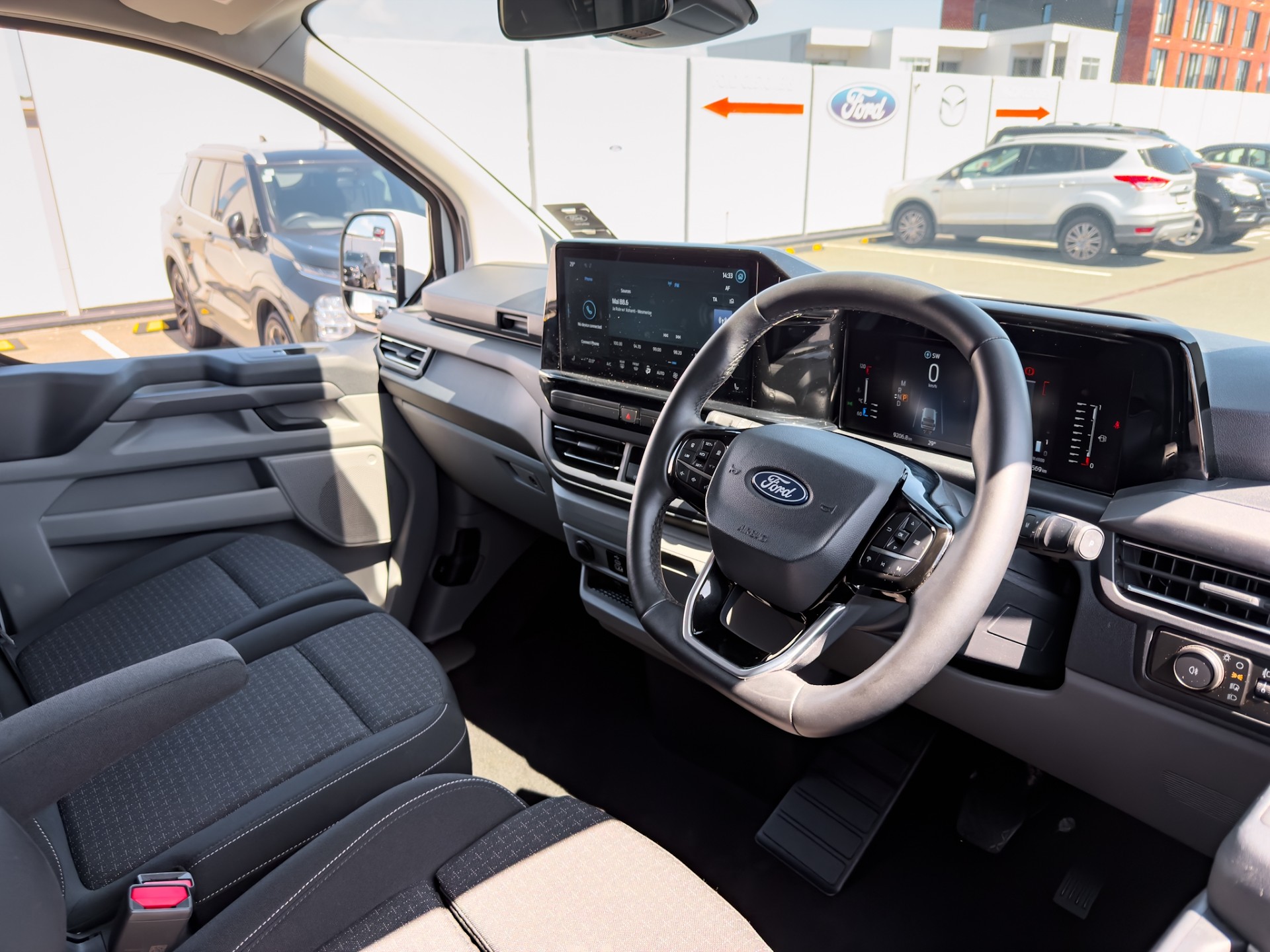 2024 Ford Transit Tourneo Custom 2.0D - Image 12