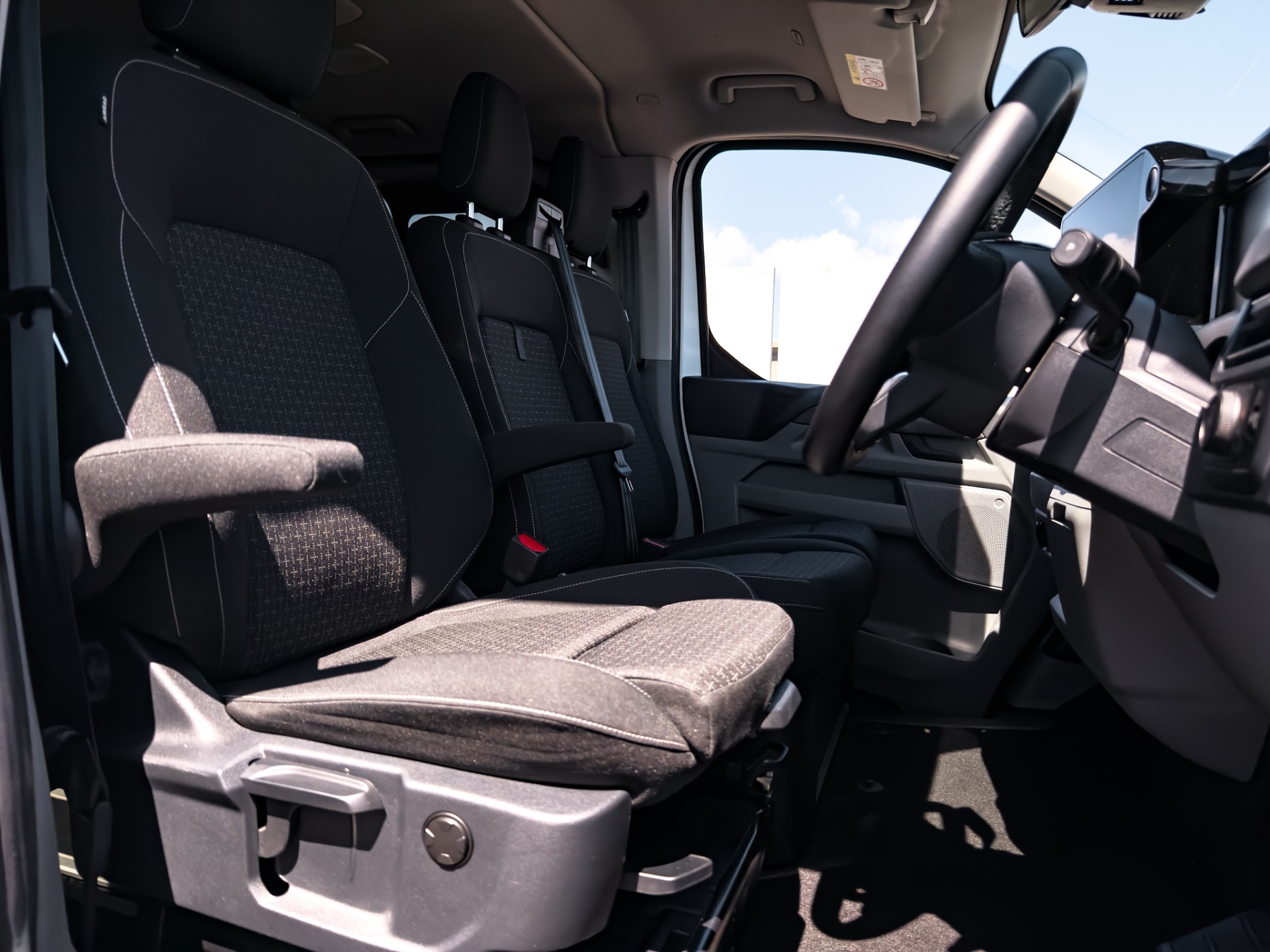 2024 Ford Transit Tourneo Custom 2.0D - Image 13