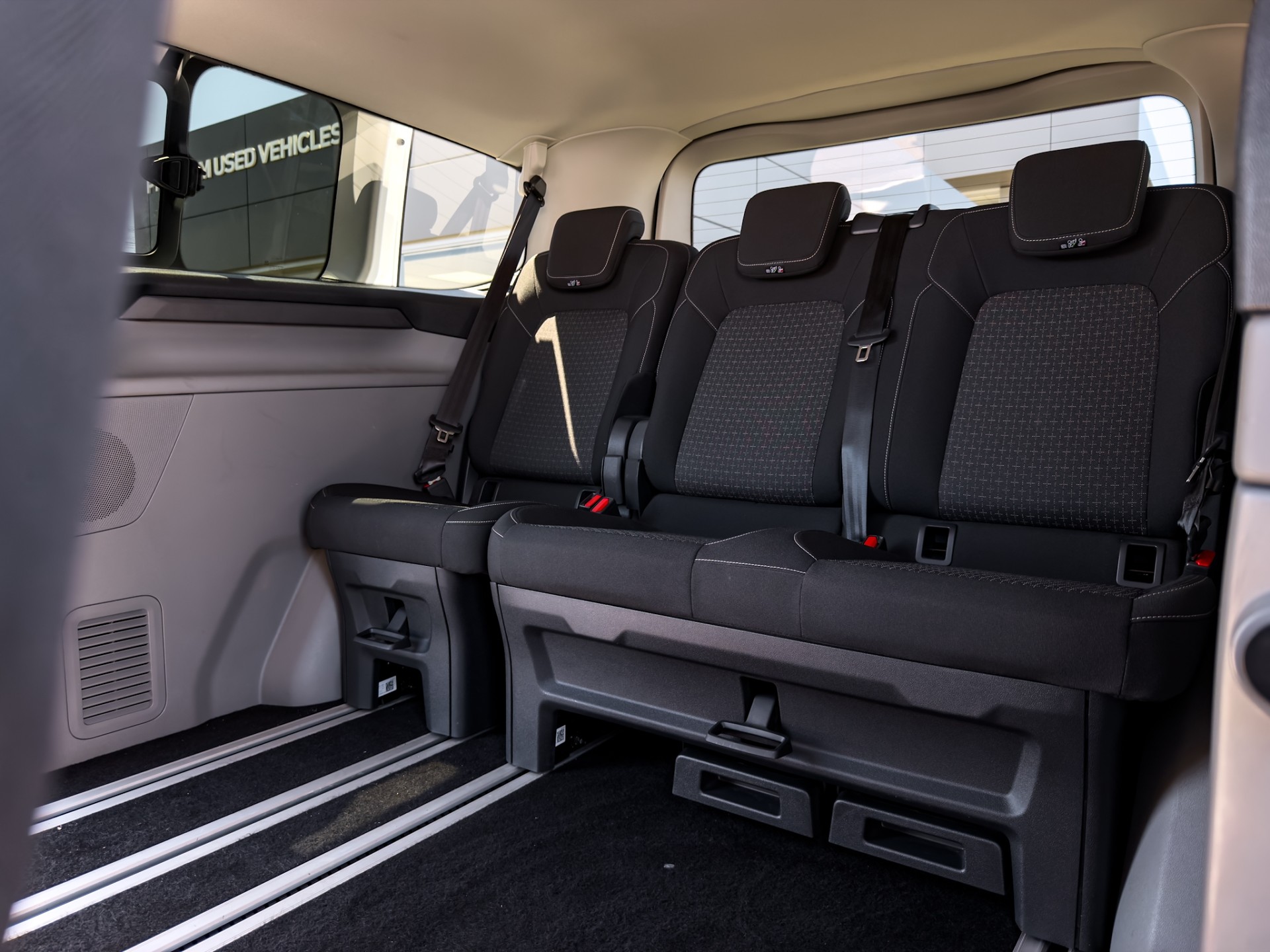 2024 Ford Transit Tourneo Custom 2.0D - Image 17