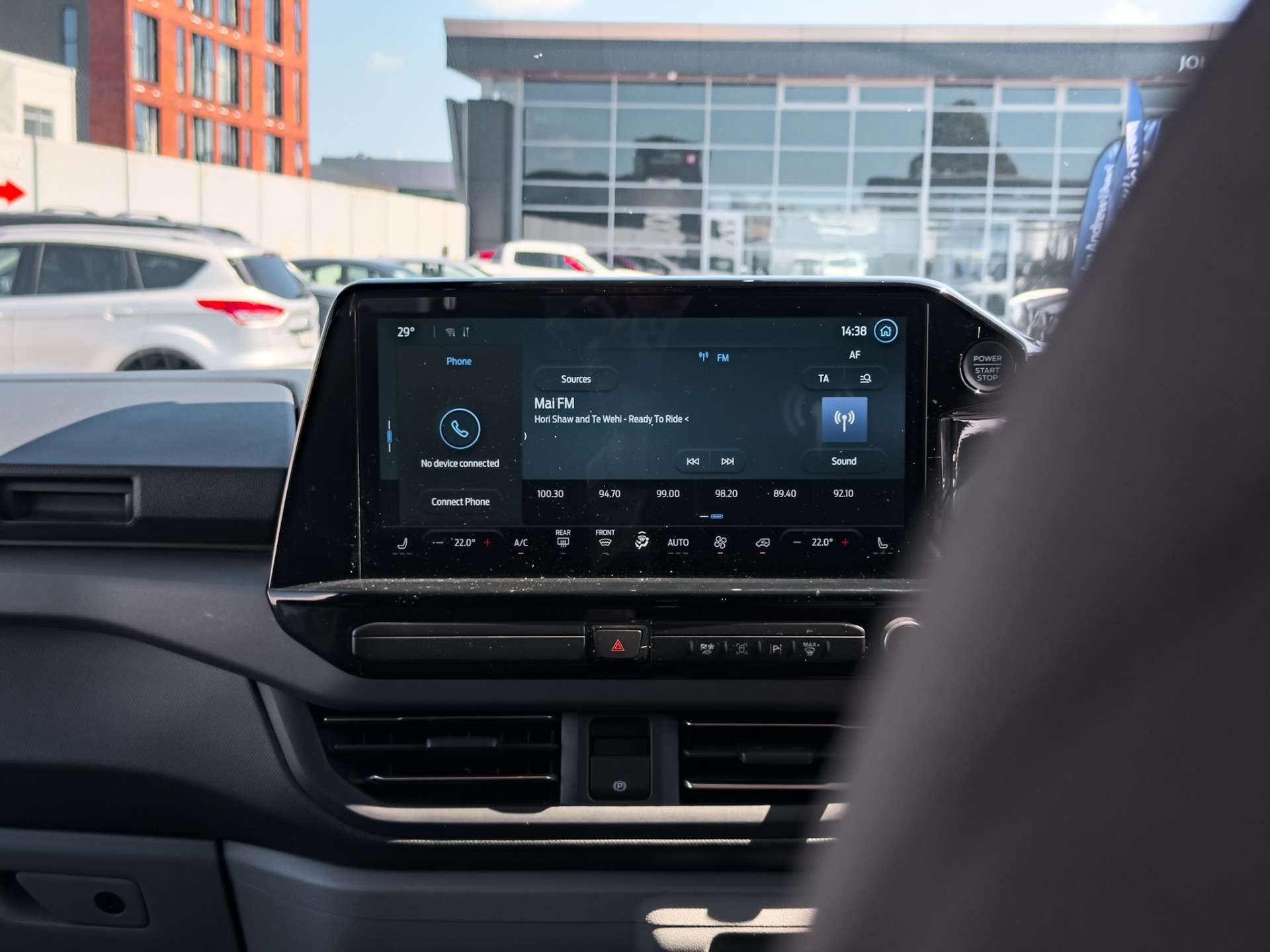 2024 Ford Transit Tourneo Custom 2.0D - Image 19