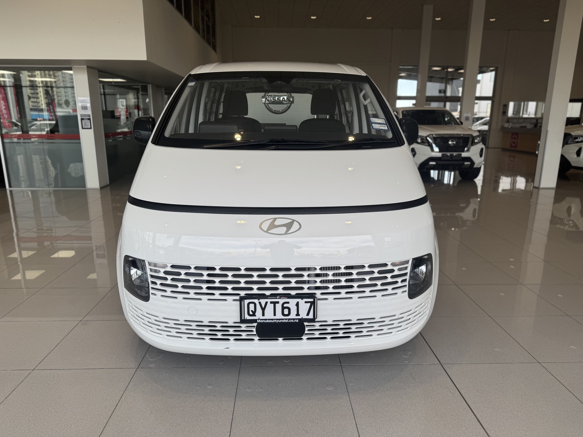 2024 Hyundai Staria 2.2Dt/8At - Image 2