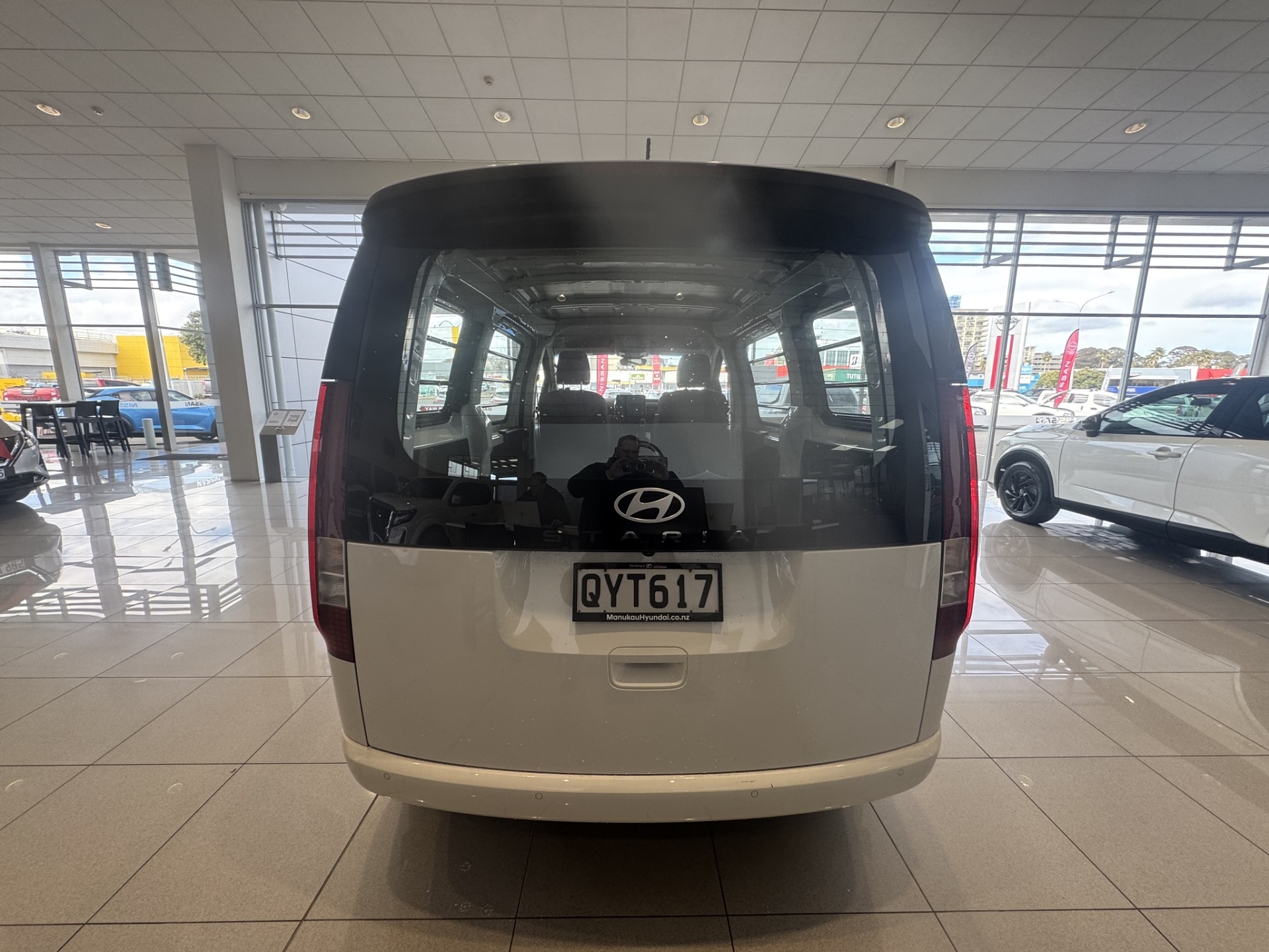 2024 Hyundai Staria 2.2Dt/8At - Image 6