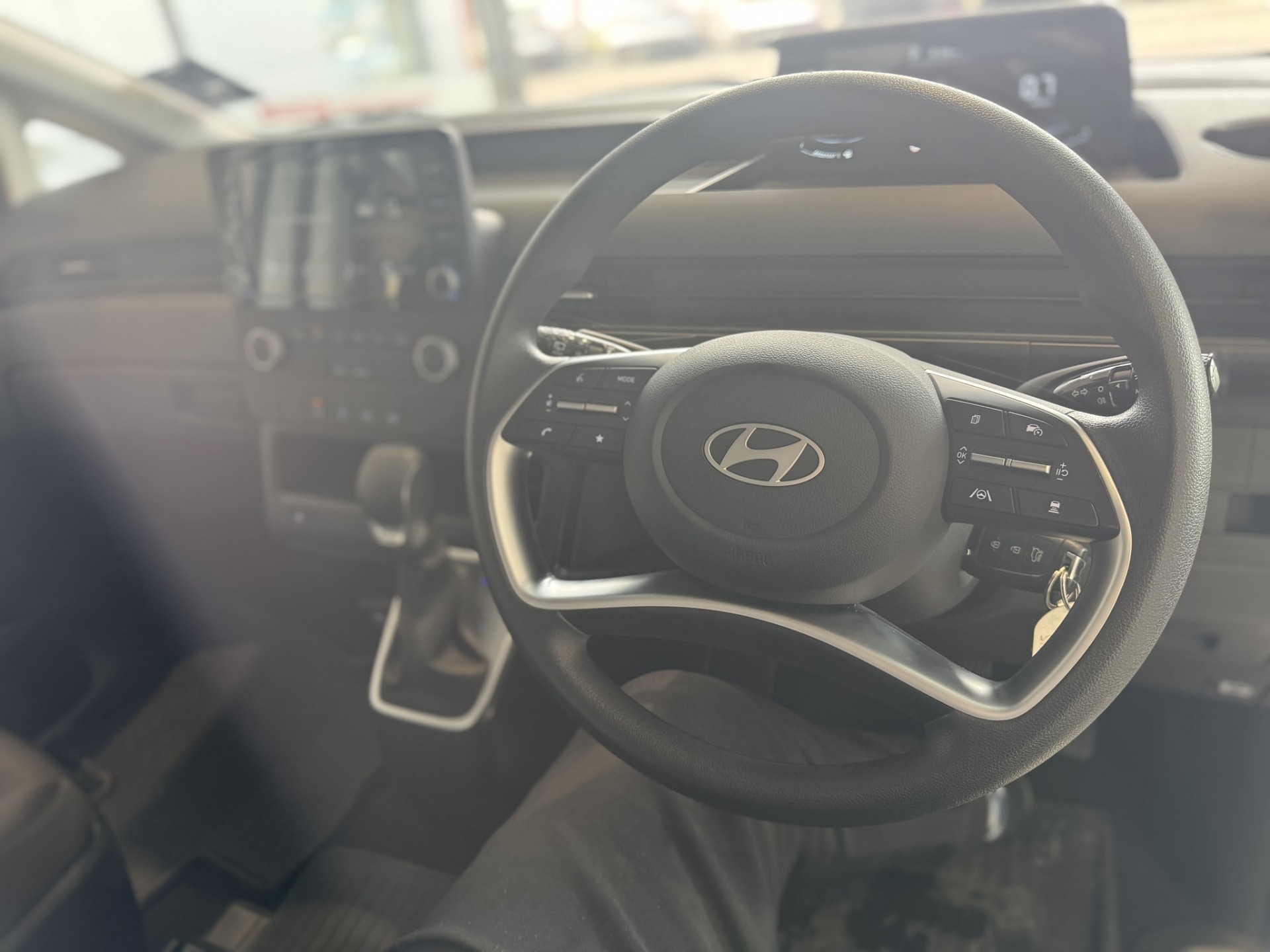 2024 Hyundai Staria 2.2Dt/8At - Image 14