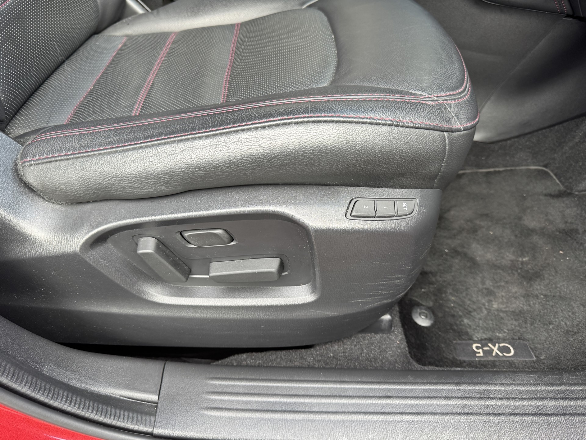 2024 Mazda CX-5 Limited AWD 2.5L - Image 9