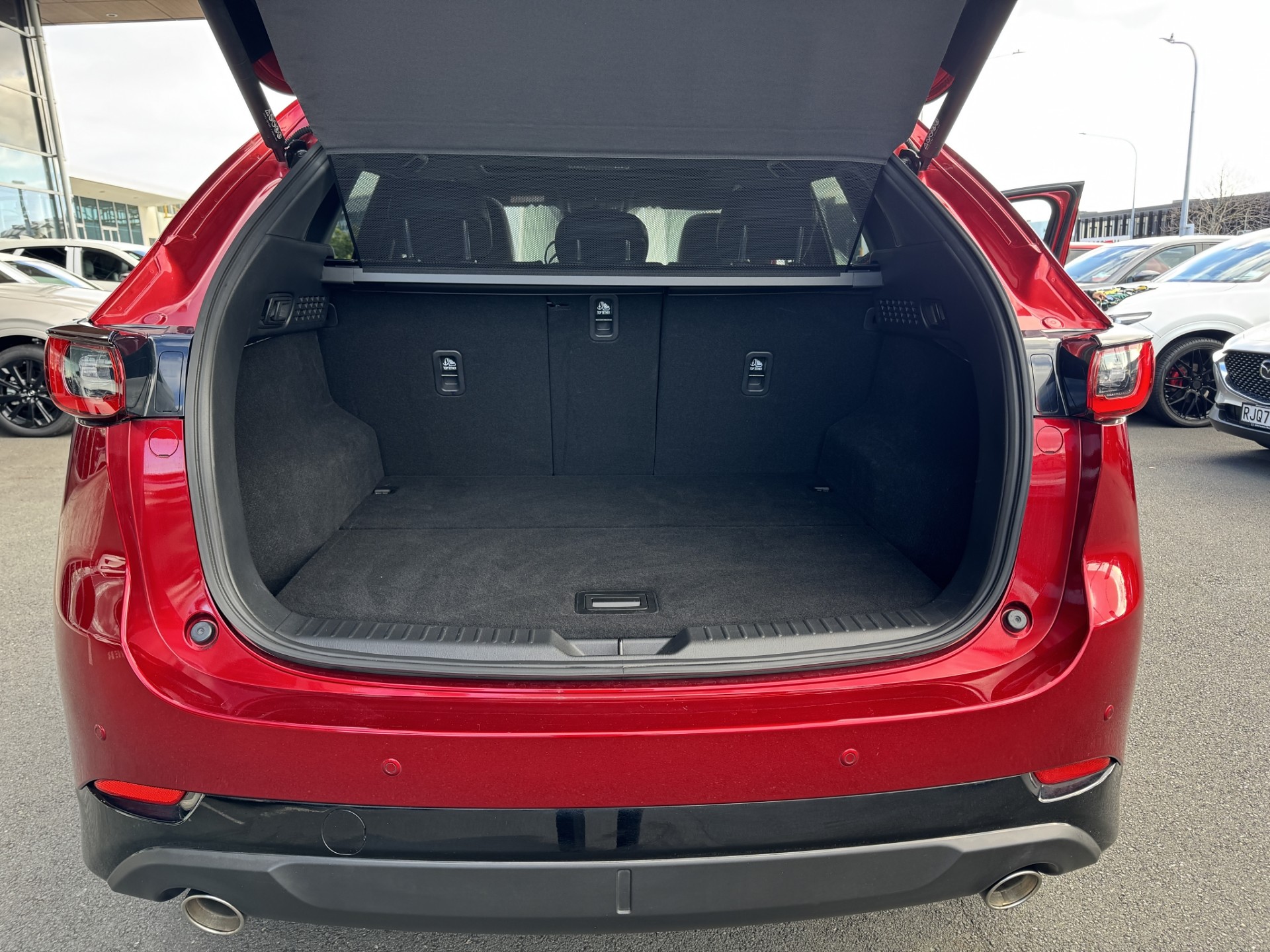 2024 Mazda CX-5 Limited AWD 2.5L - Image 13