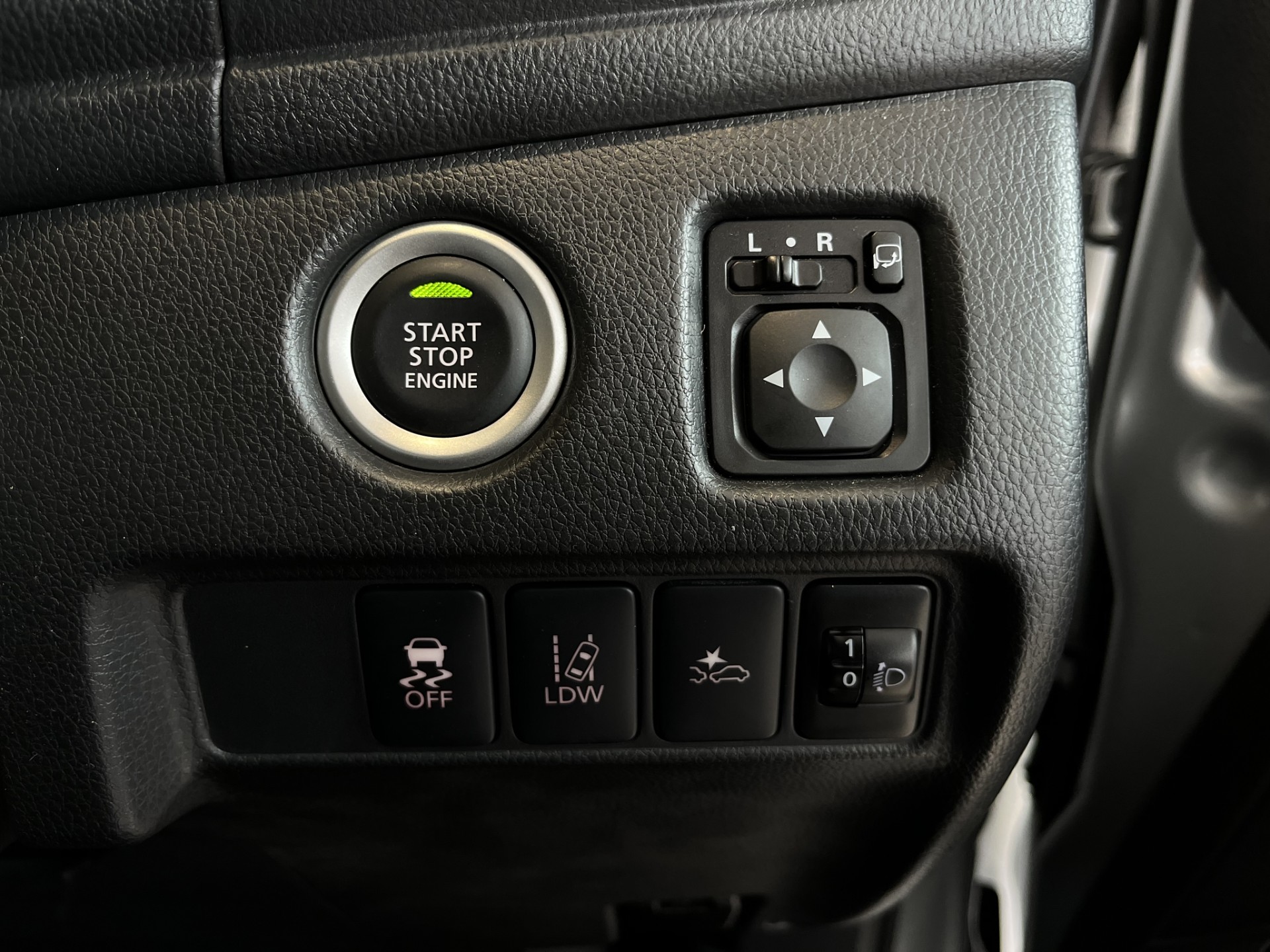 2024 Mitsubishi Triton Dc Vrxb 6At 2.4D - Image 14