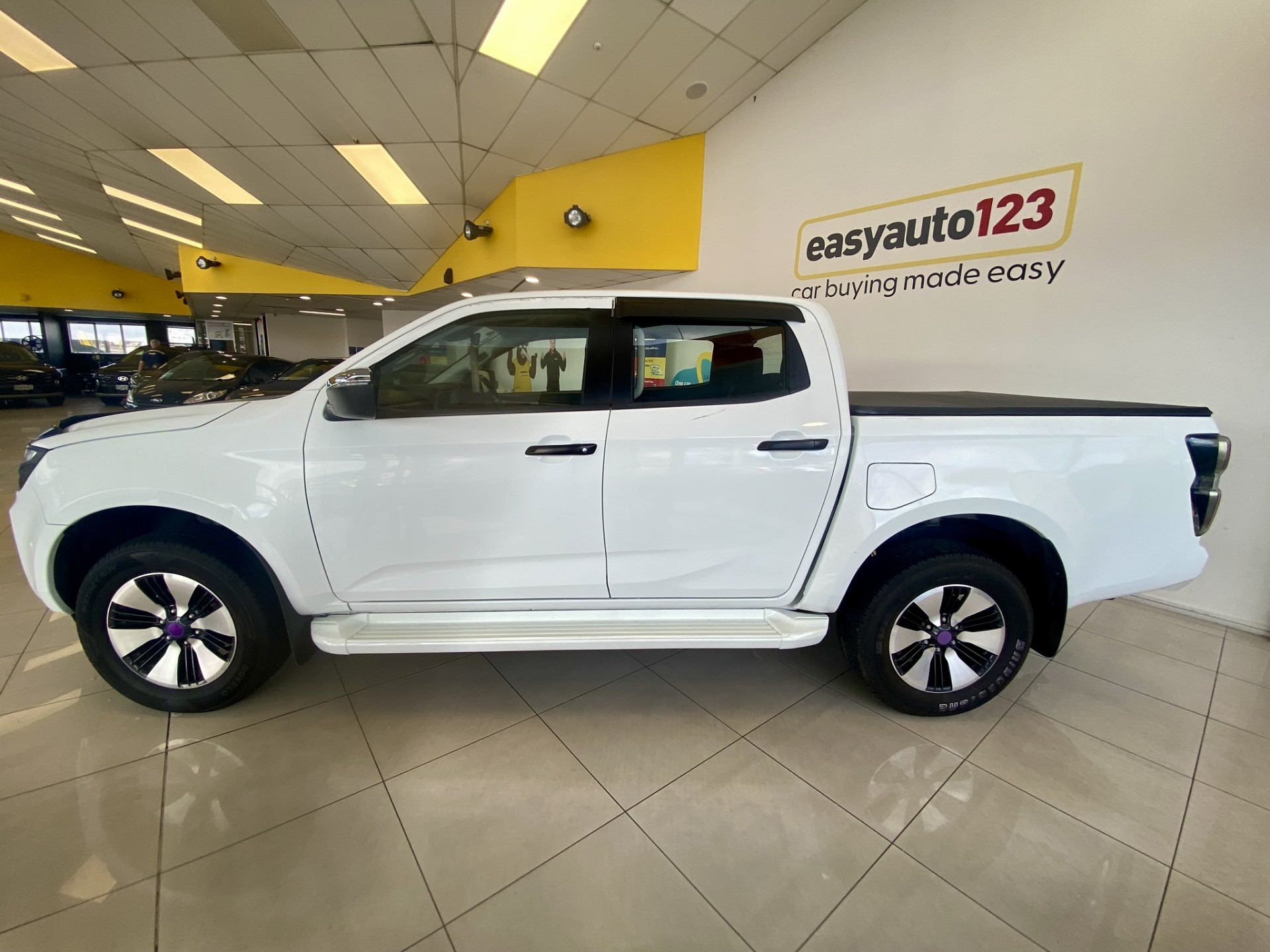 2021 Isuzu D-Max 3.0L DT LS D/Cab NZ New - Image 8
