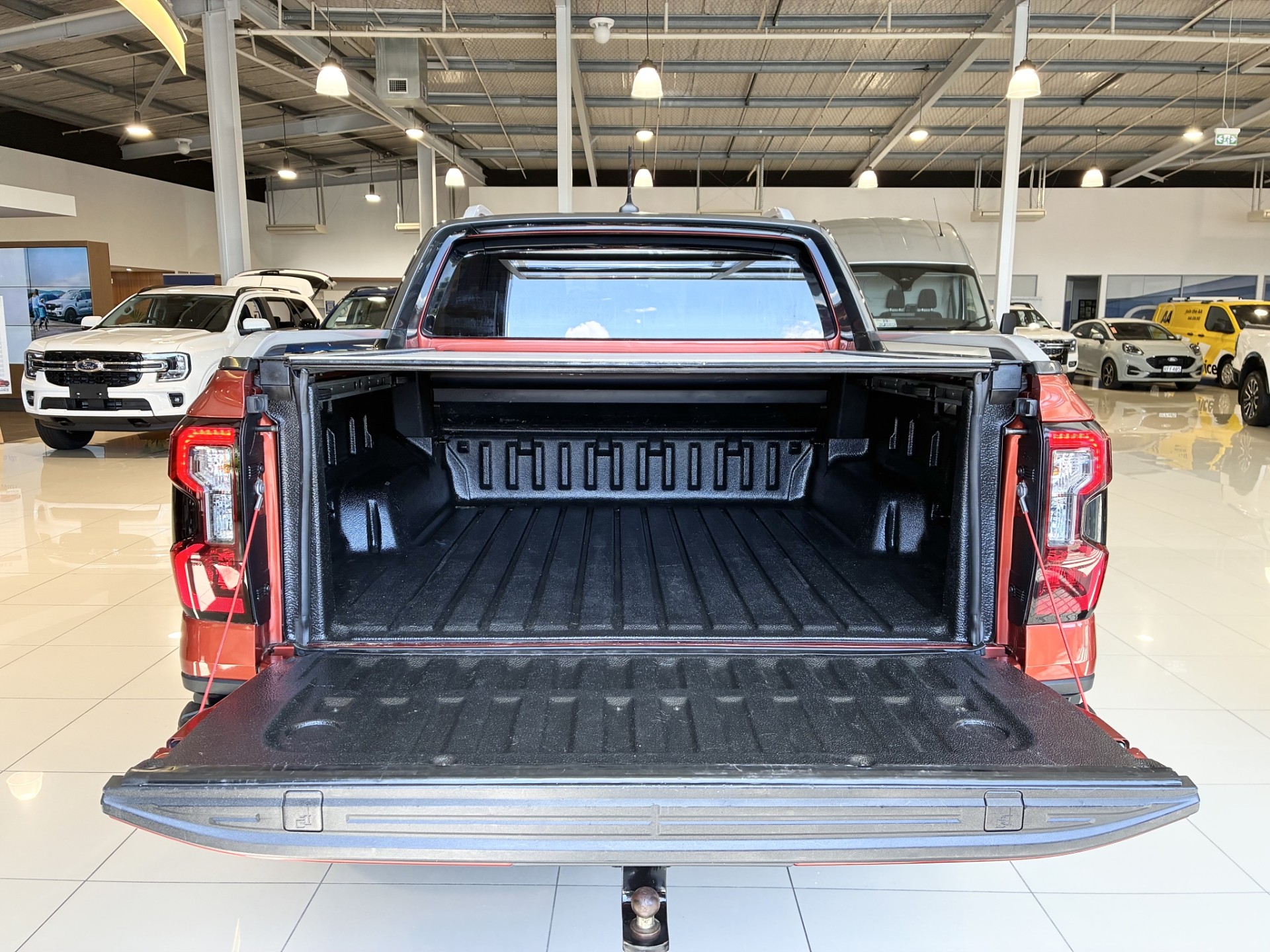 2022 Ford Ranger Wildtrak 3.0 V6 AWD - Image 8