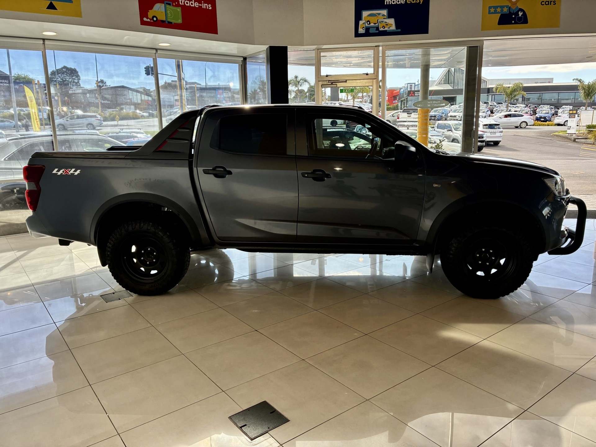 2022 Isuzu D-Max LX 3.0L D/Cab 4WD NZ New - Image 5