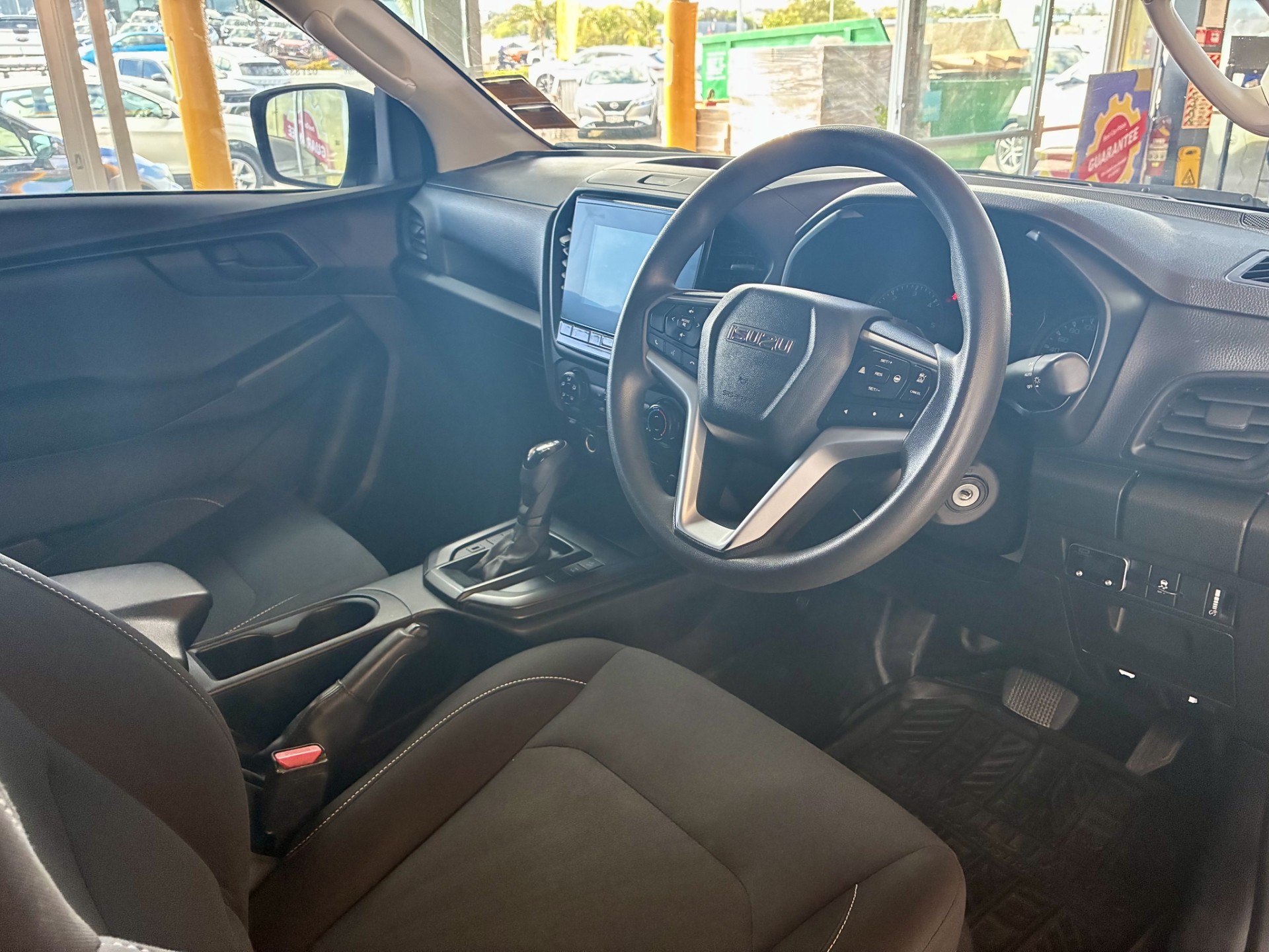 2022 Isuzu D-Max LX 3.0L D/Cab 4WD NZ New - Image 12