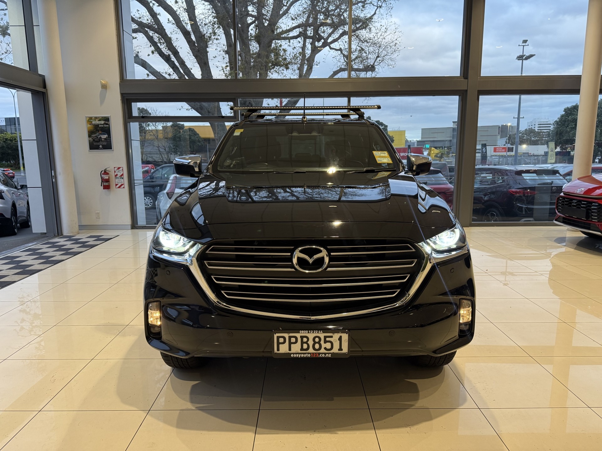 2022 Mazda BT-50 Ltd D/C W/S 3.0Dt - Image 2
