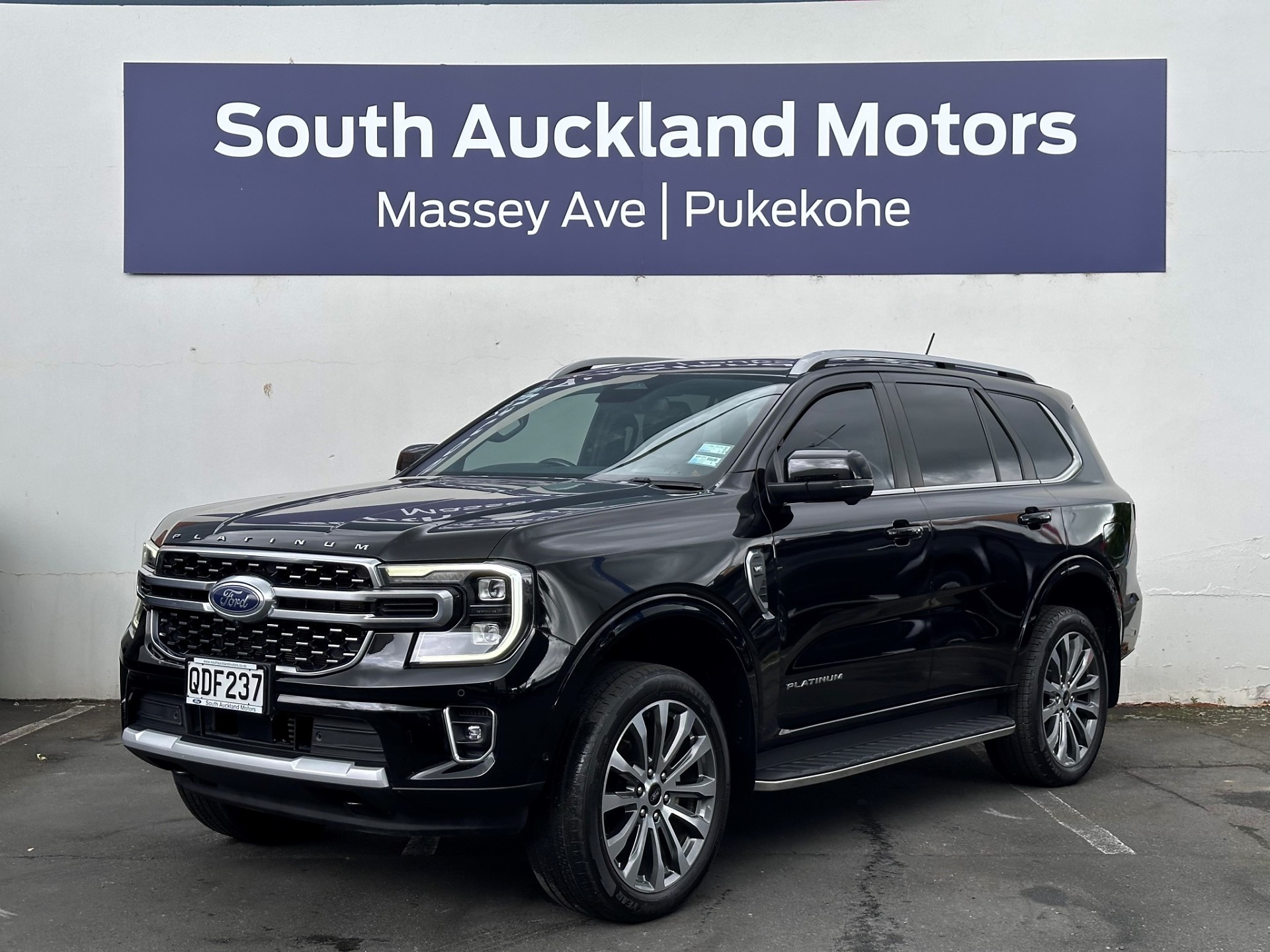 2023 Ford Everest Platinum