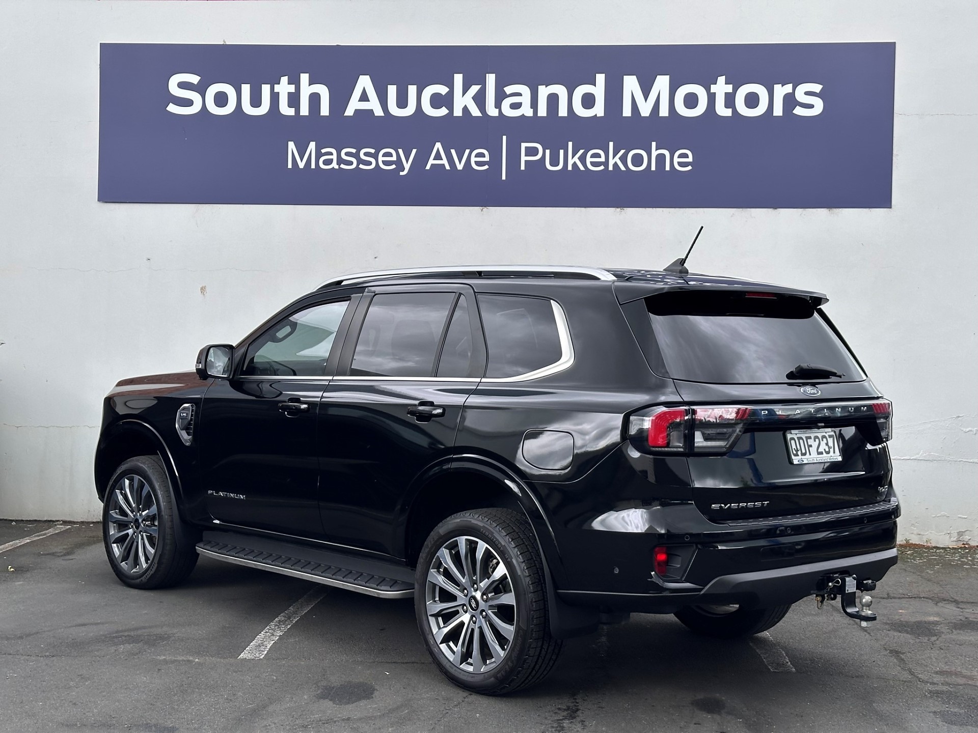 2023 Ford Everest Platinum - Image 7