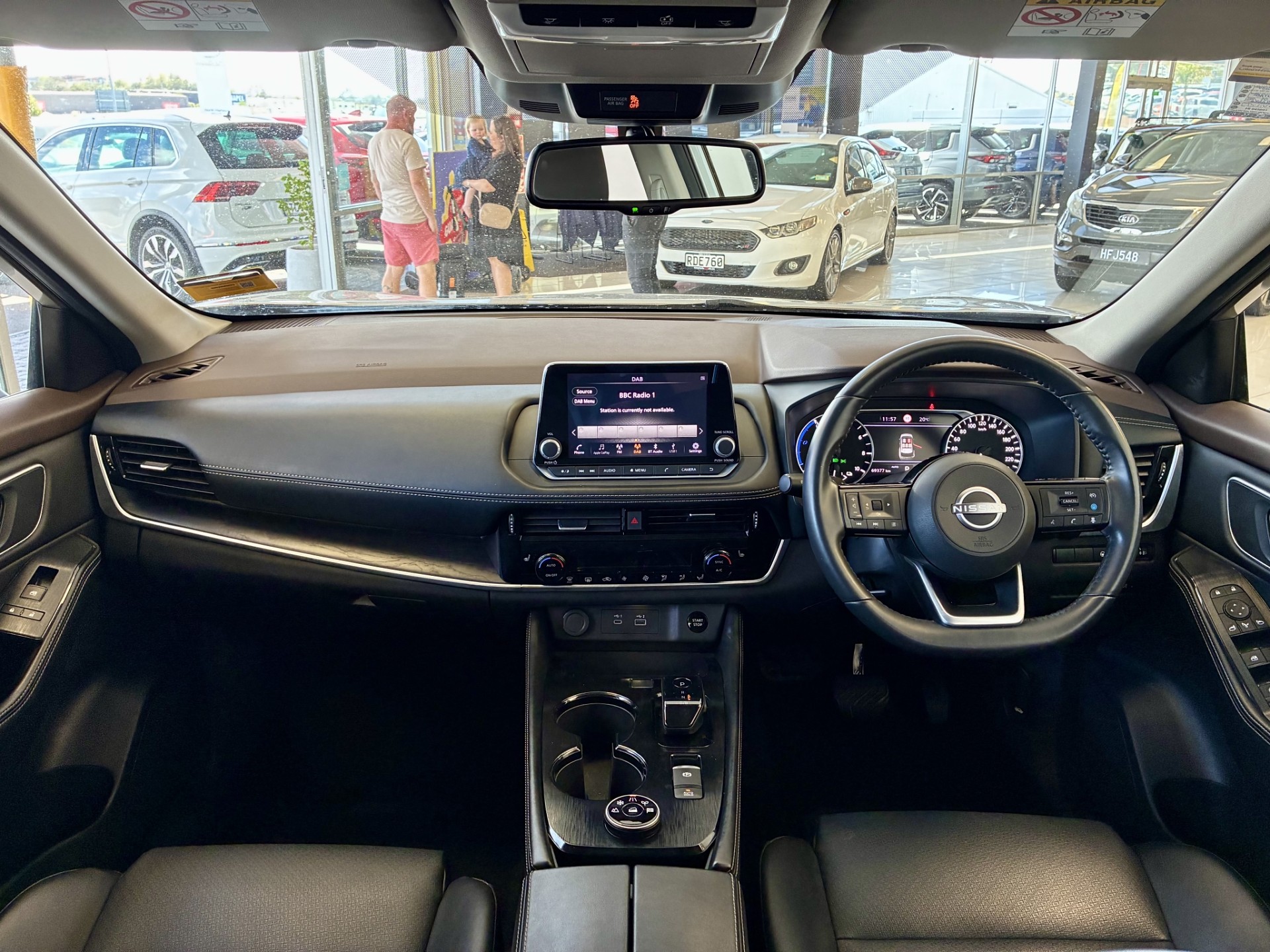 2023 Nissan X-Trail ST-L E-Power 1.5L Hybrid 4WD - Image 11