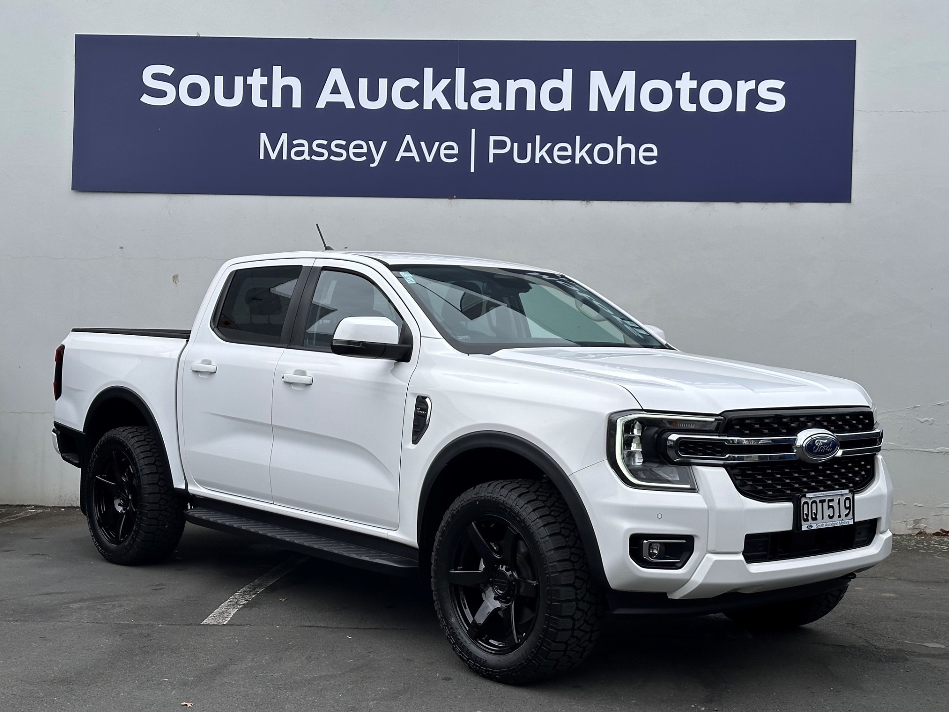 2024 Ford Ranger XLT 4x4 Double Cab - Image 3
