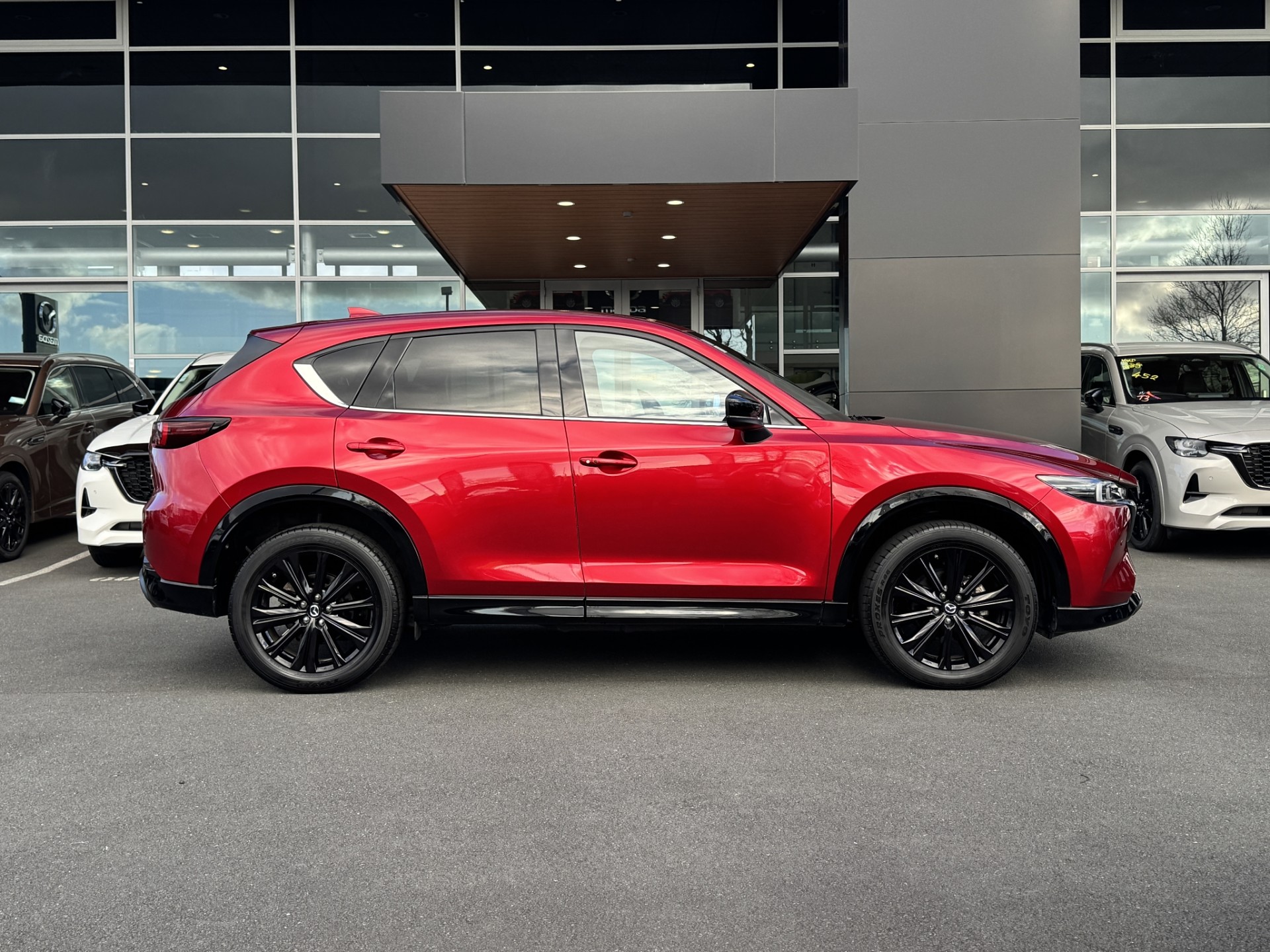 2024 Mazda CX-5 Limited AWD 2.5L - Image 4