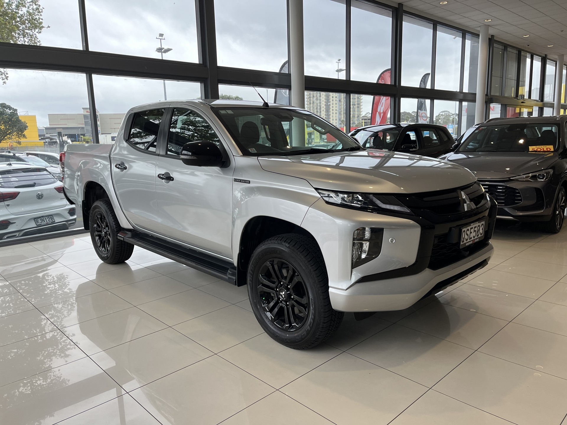 2024 Mitsubishi Triton Dc Vrxb 6At 2.4D