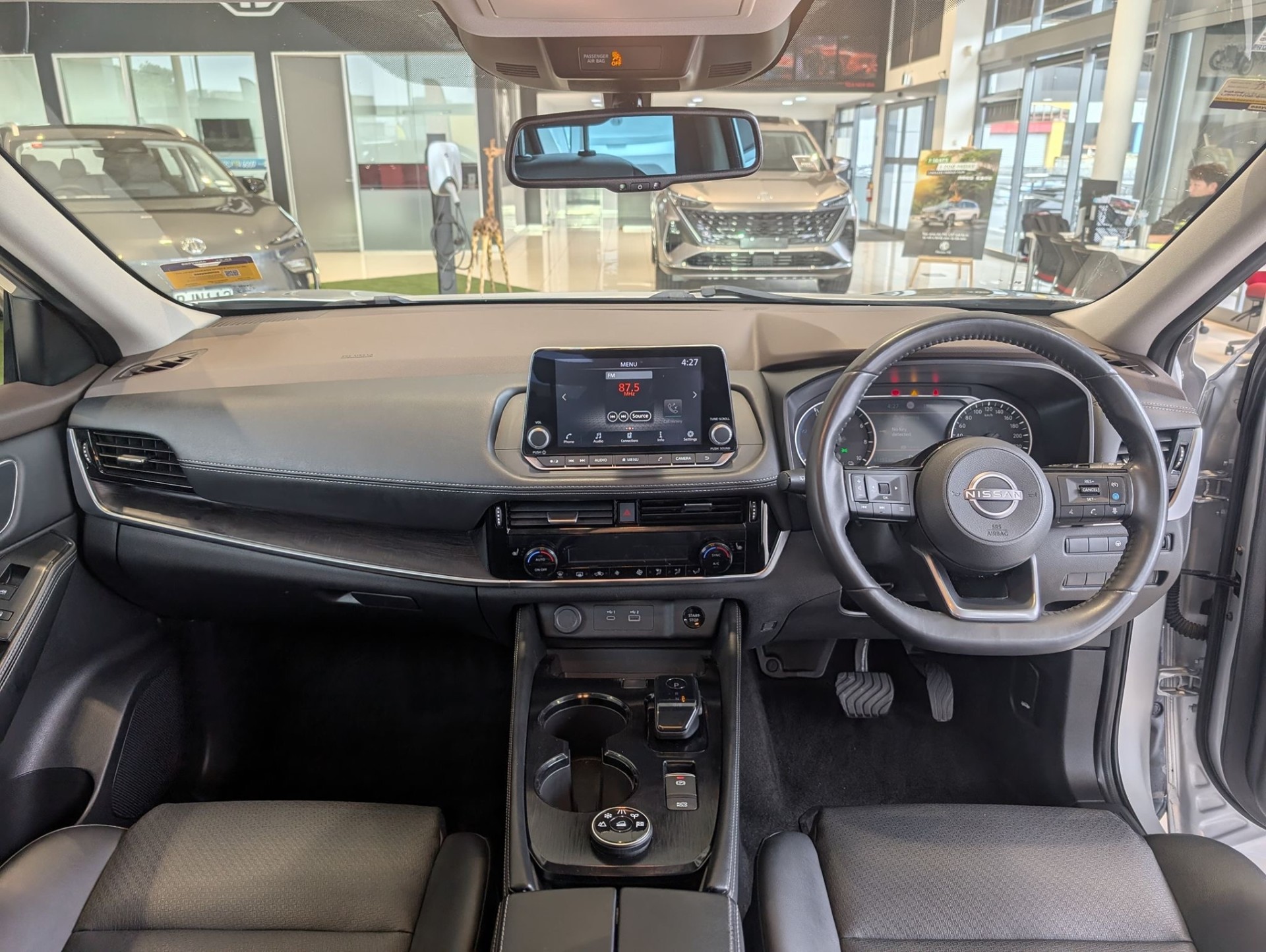 2023 Nissan X-Trail St-L E-Power 1.5Peh - Image 12