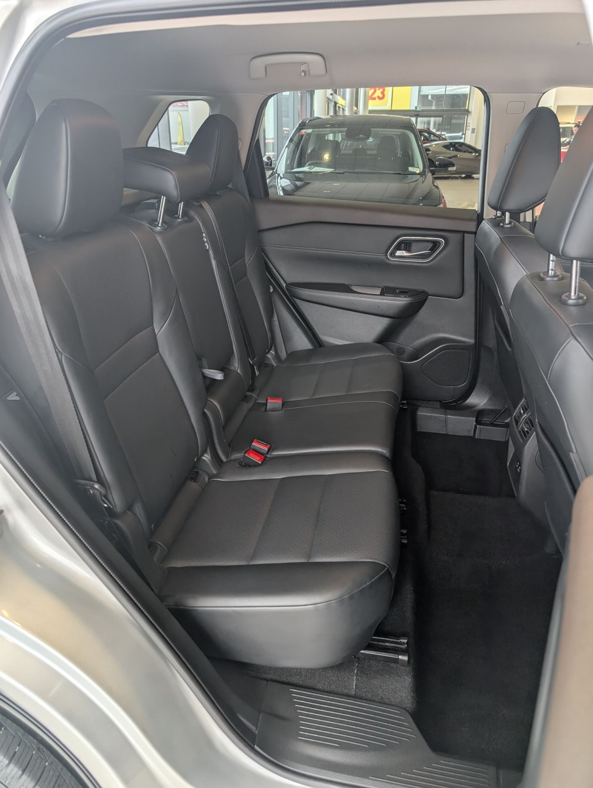 2023 Nissan X-Trail St-L E-Power 1.5Peh - Image 11