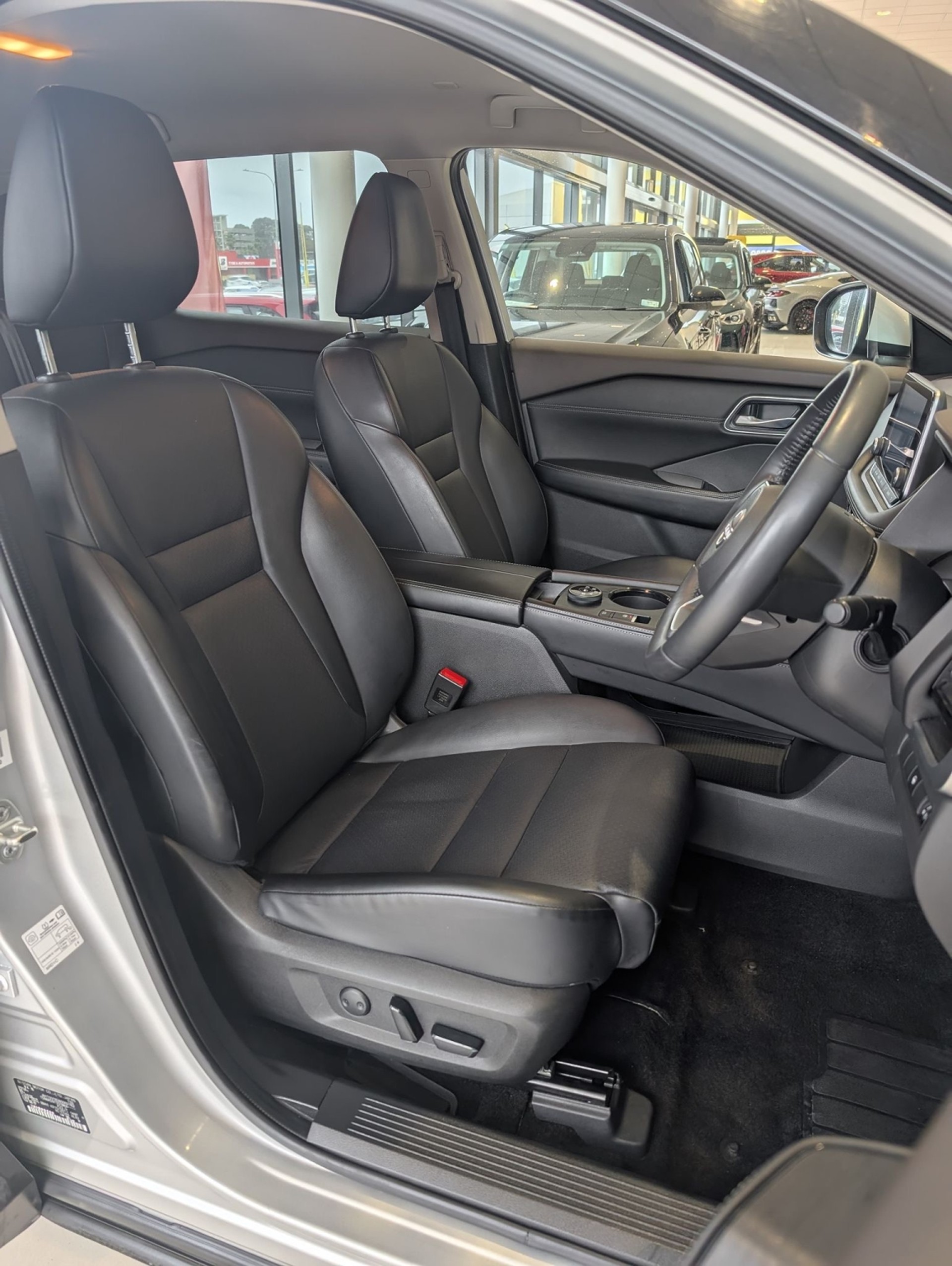 2023 Nissan X-Trail St-L E-Power 1.5Peh - Image 10