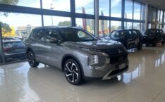 2023 Mitsubishi Outlander Xls 2.5P/4Wd/CVT 7-Seater
