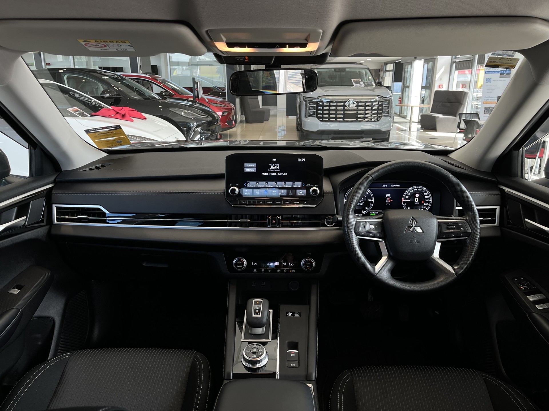 2022 Mitsubishi Outlander Ls Phev/4Wd/At - Image 14