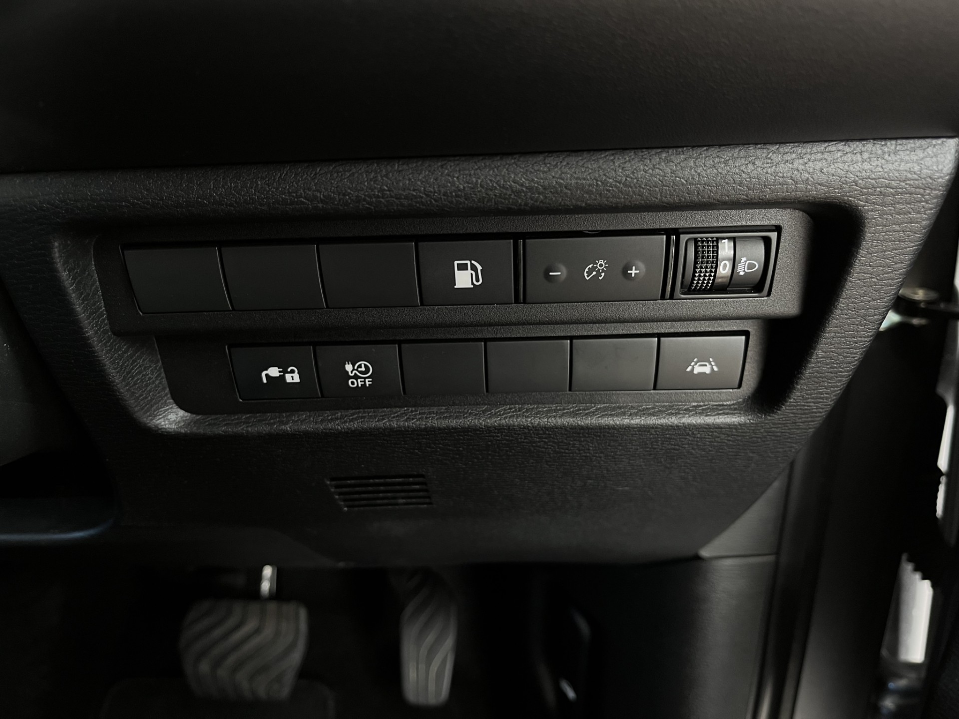 2022 Mitsubishi Outlander Ls Phev/4Wd/At - Image 22