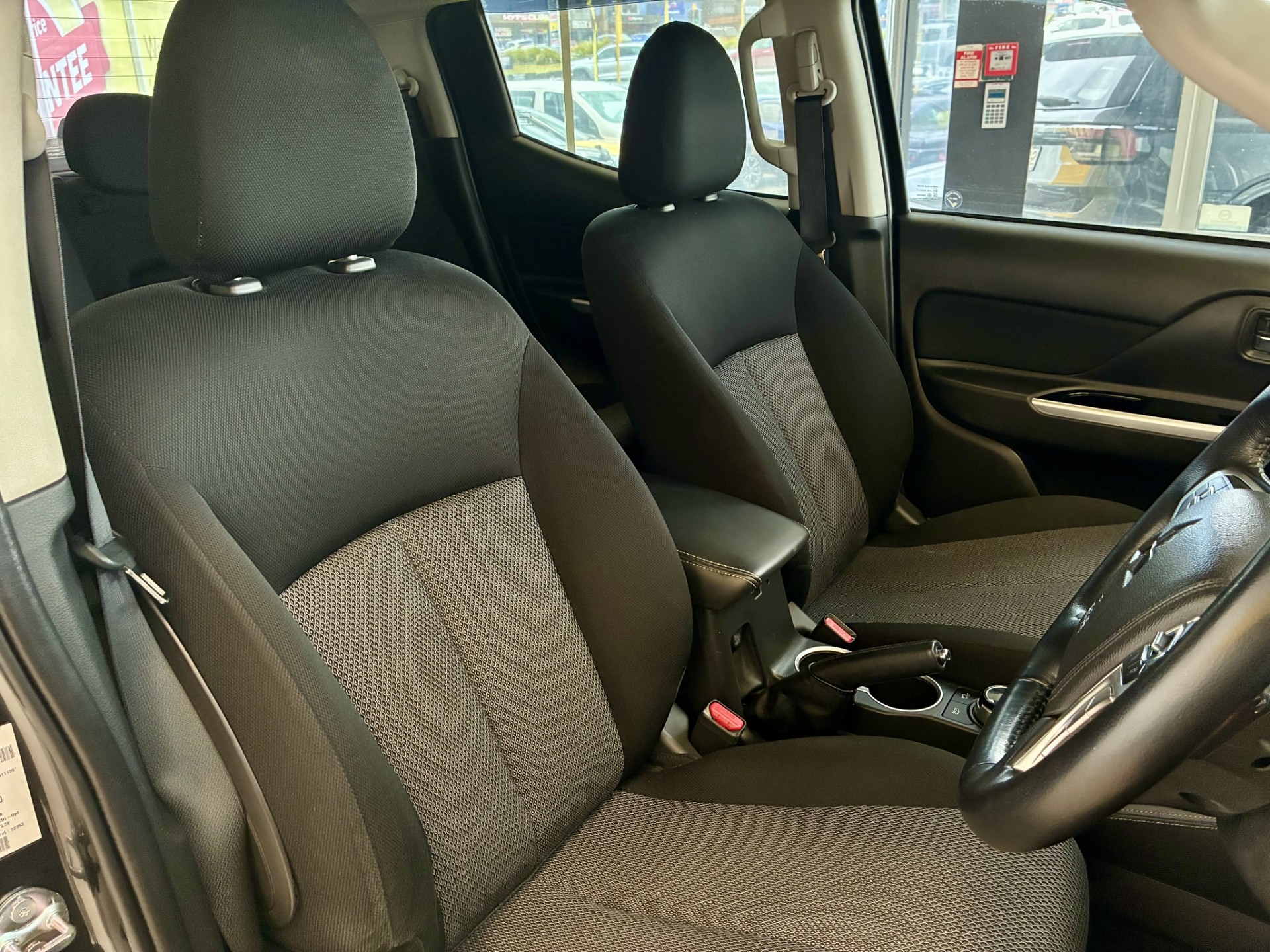 2022 Mitsubishi Triton GLXR 2.4L DT 4WD - Image 12