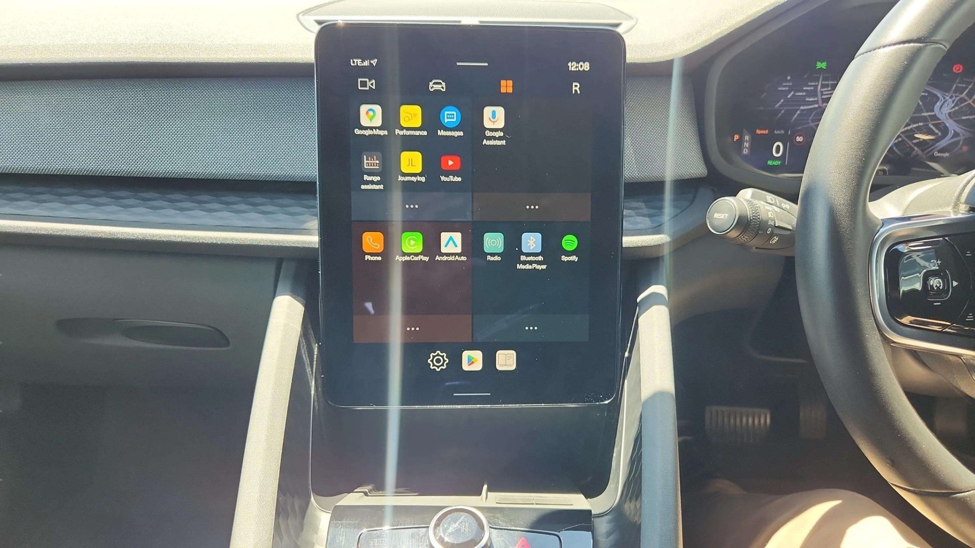 2022 Polestar 2 Srsm 69Kwh/Ev/Fd - Image 15