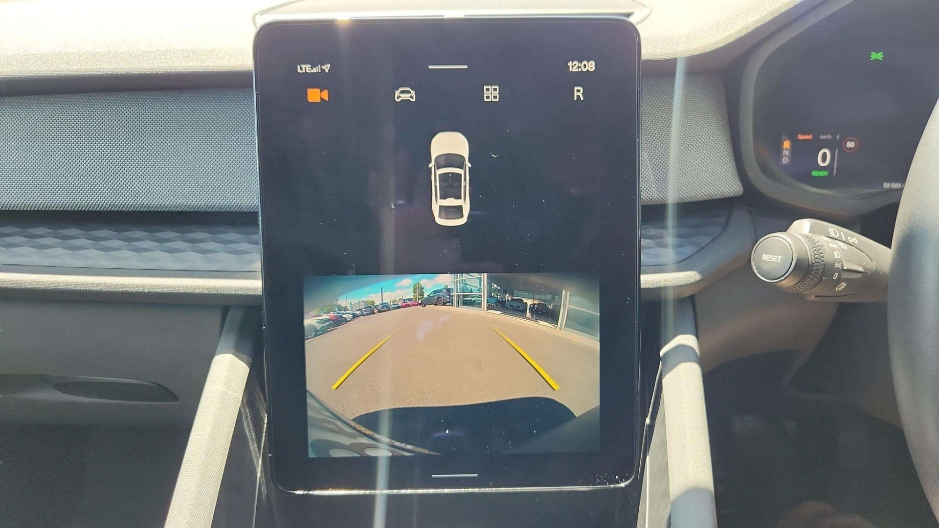 2022 Polestar 2 Srsm 69Kwh/Ev/Fd - Image 18