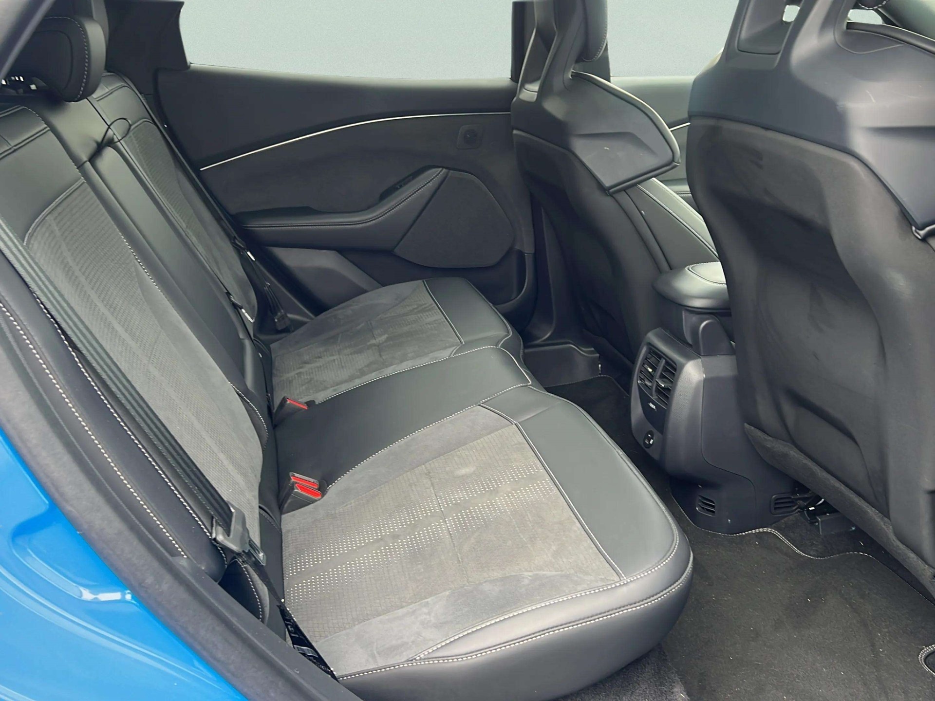 2023 Ford Mustang Mach-E Gt Awd 98Kwh/Ev/4Wd - Image 17