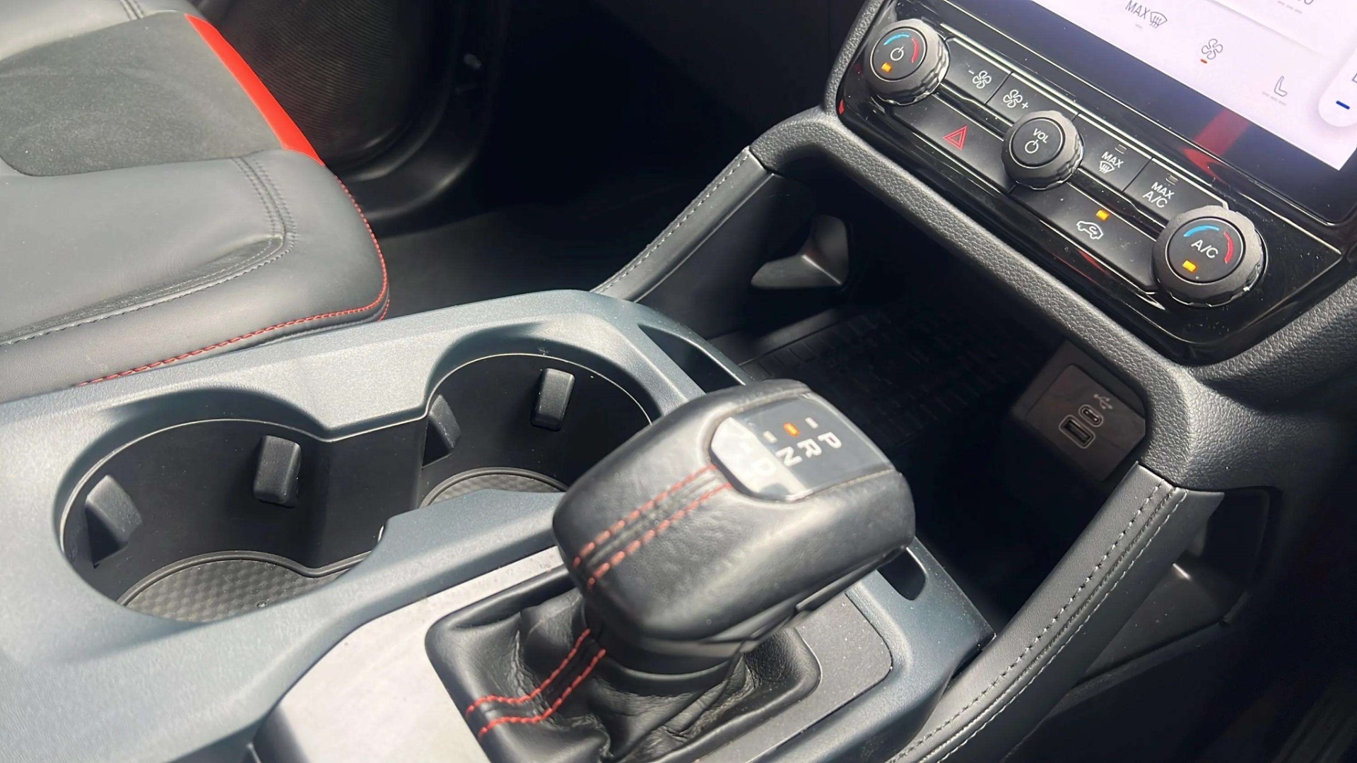 2023 Ford Ranger Raptor 3.0P/4Wd/10At - Image 17