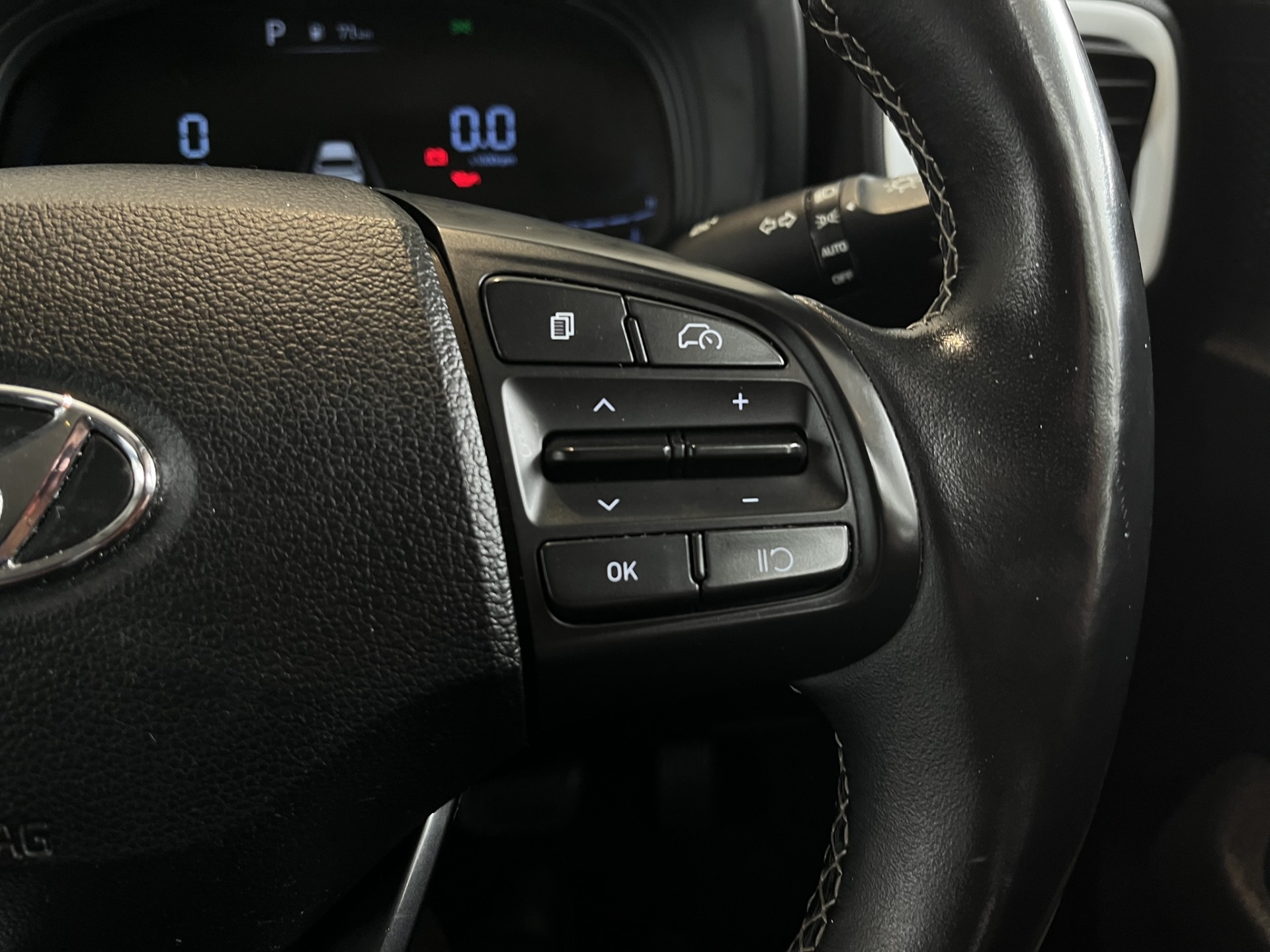 2023 Hyundai Venue Elite 1.6P/6At - Image 17