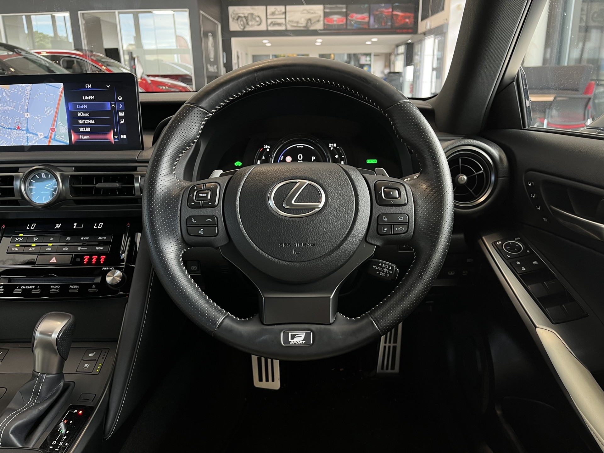 2023 Lexus IS 300H F Sport 2.5Ph/Hd - Image 15