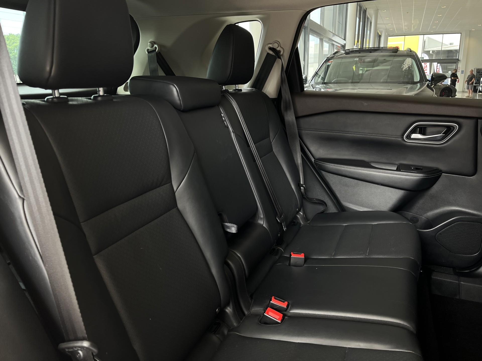 2023 Nissan X-Trail St-L E-Power 1.5Peh - Image 13