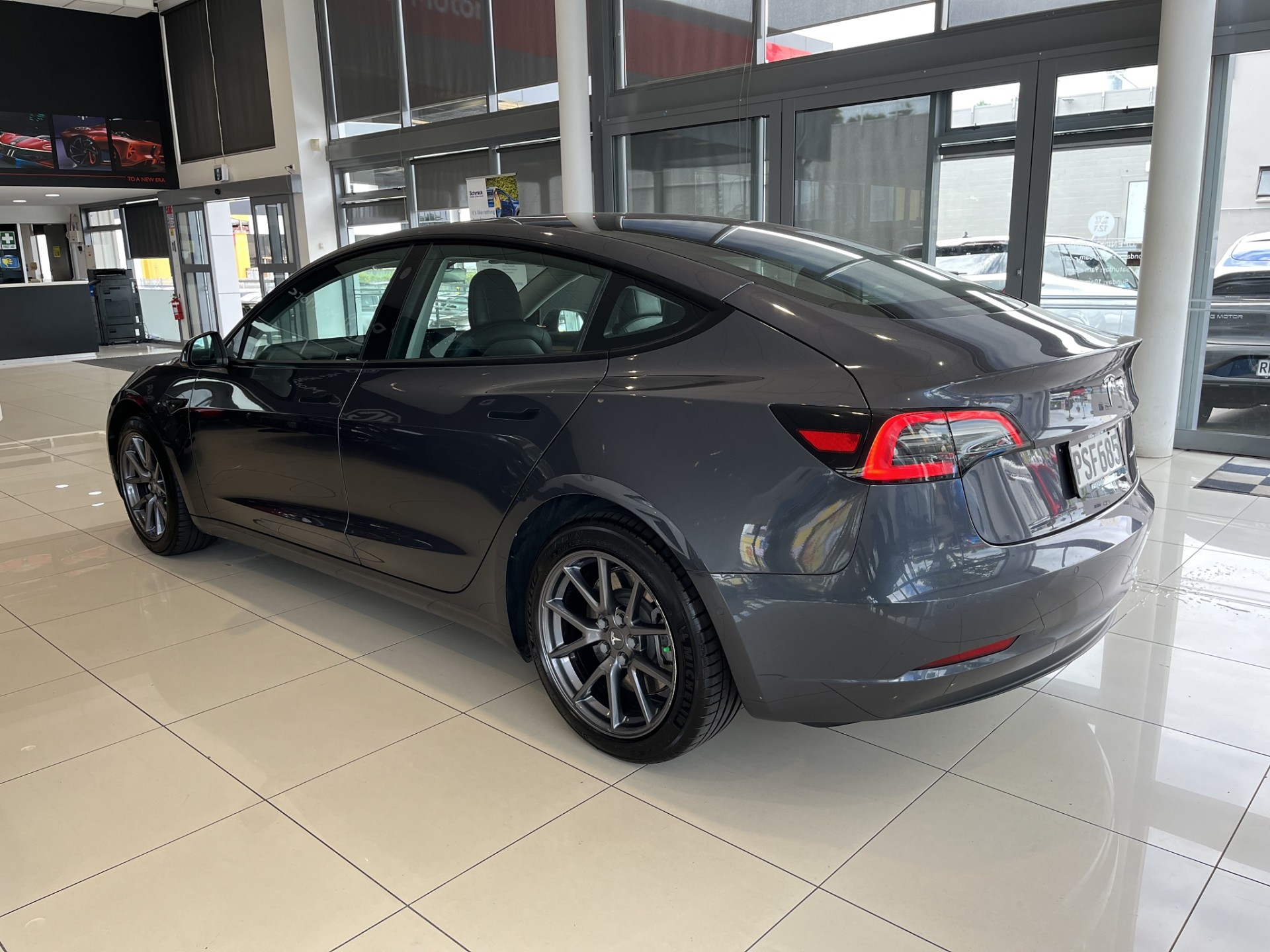 2023 Tesla Model 3 Long Range Awd 79Kwh - Image 7