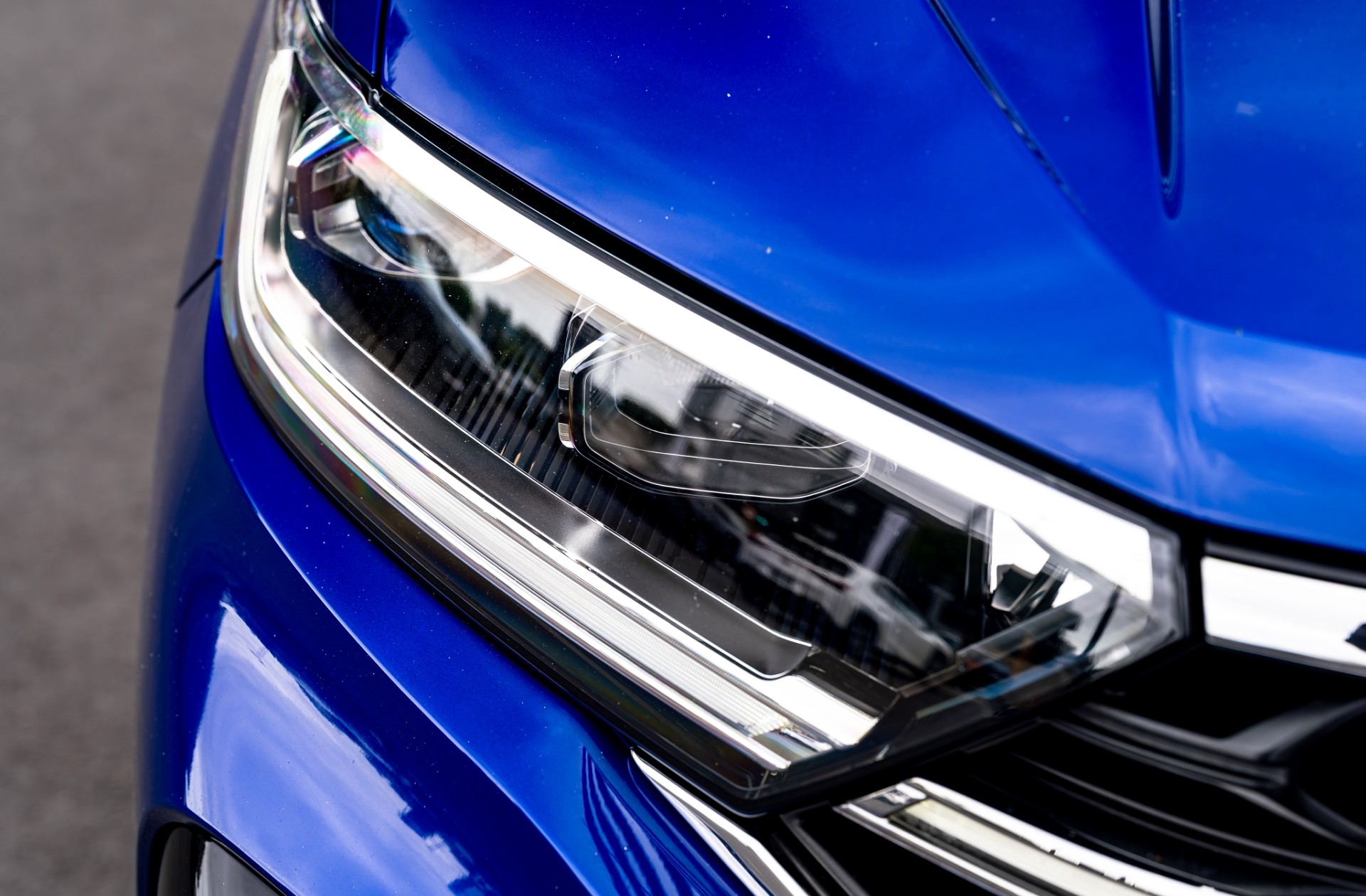 2023 Volkswagen T-Roc R 221kW Turbo Petrol AWD - Image 4