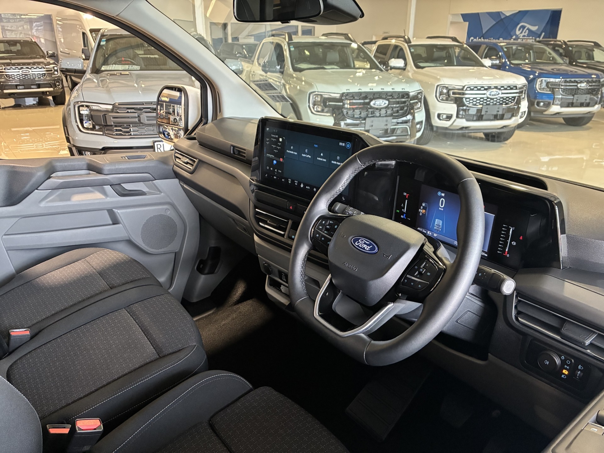 2024 Ford Transit Tourneo 9 Seater Bus - Image 9