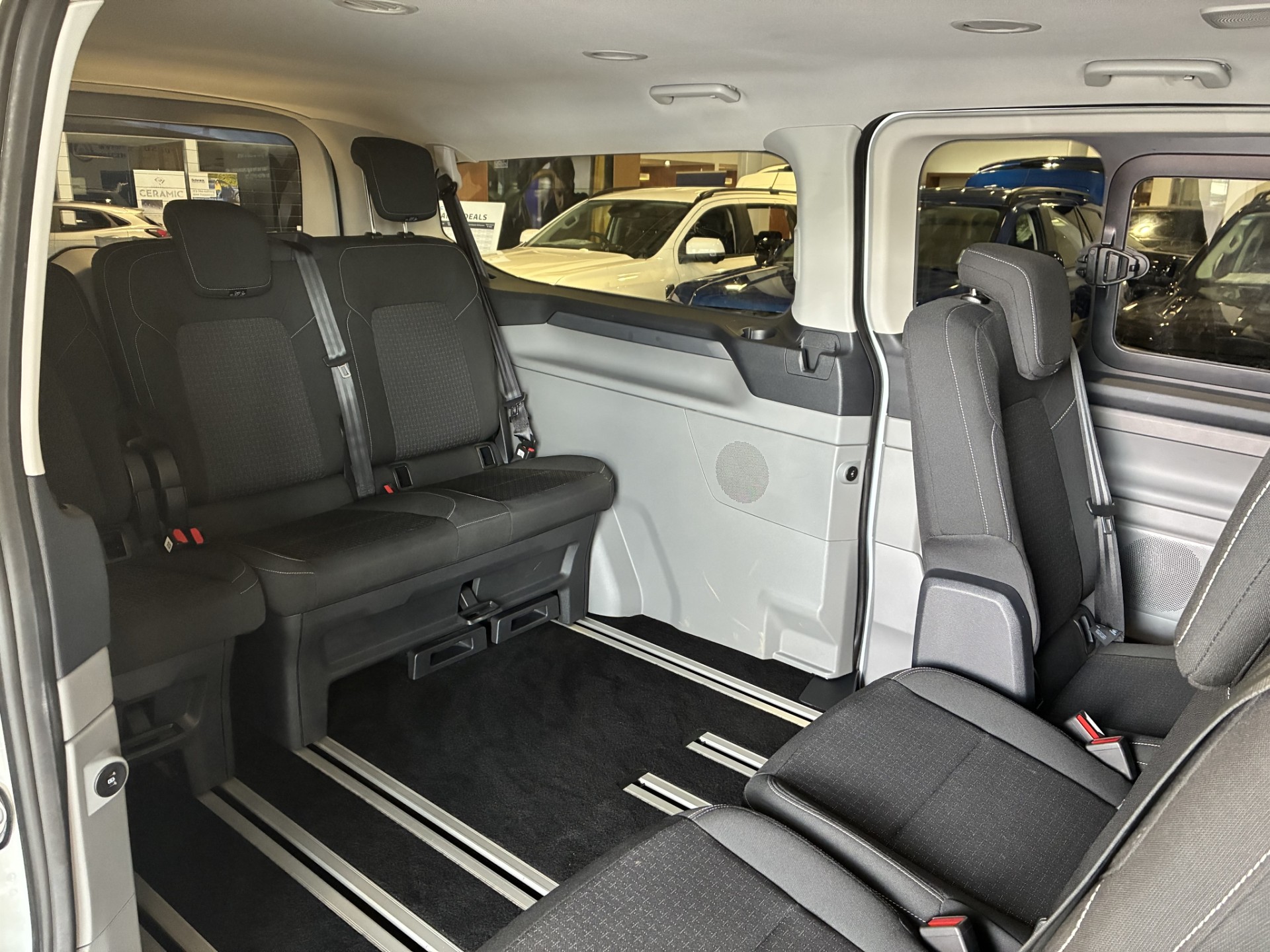 2024 Ford Transit Tourneo 9 Seater Bus - Image 14