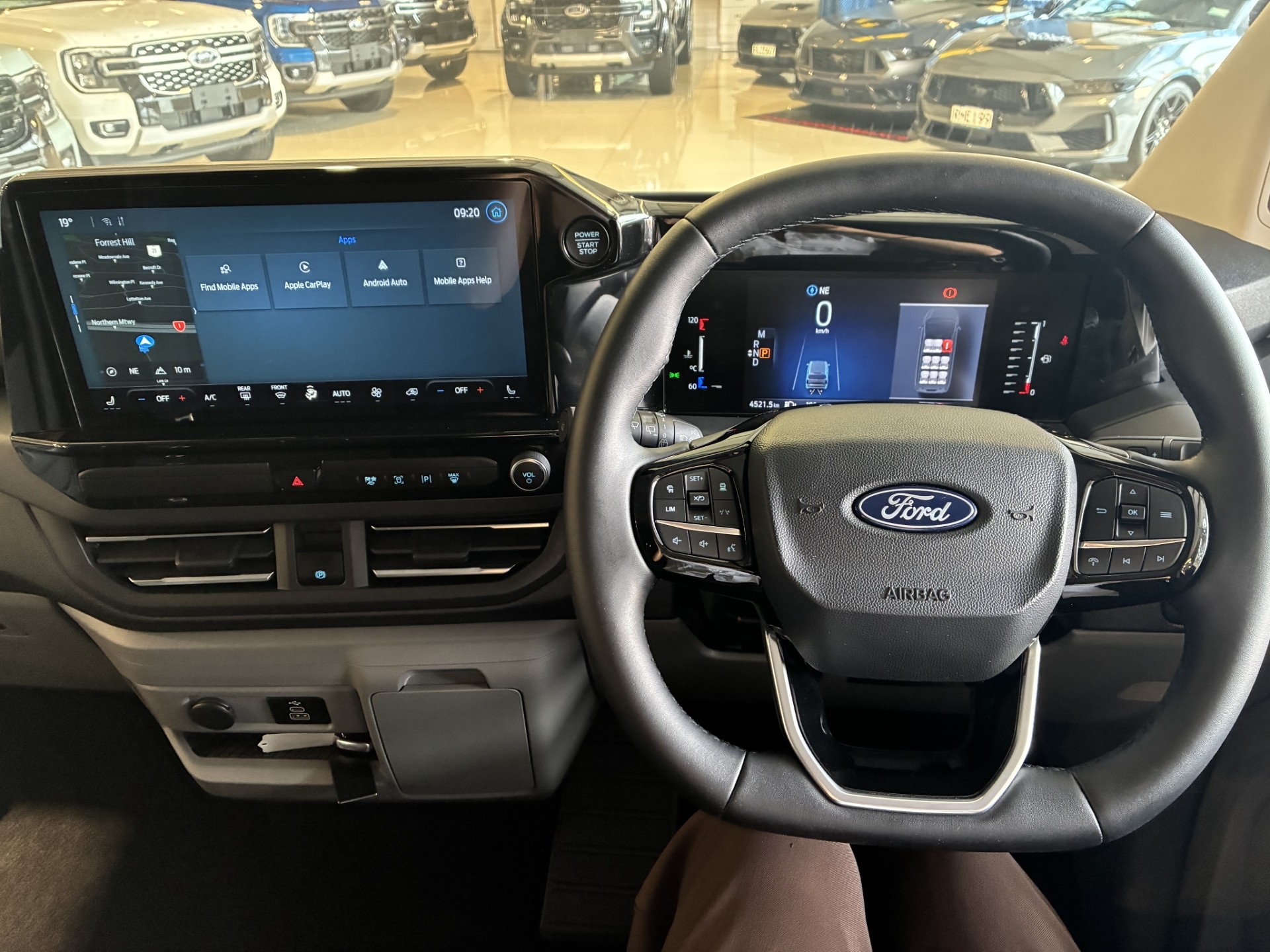 2024 Ford Transit Tourneo 9 Seater Bus - Image 11