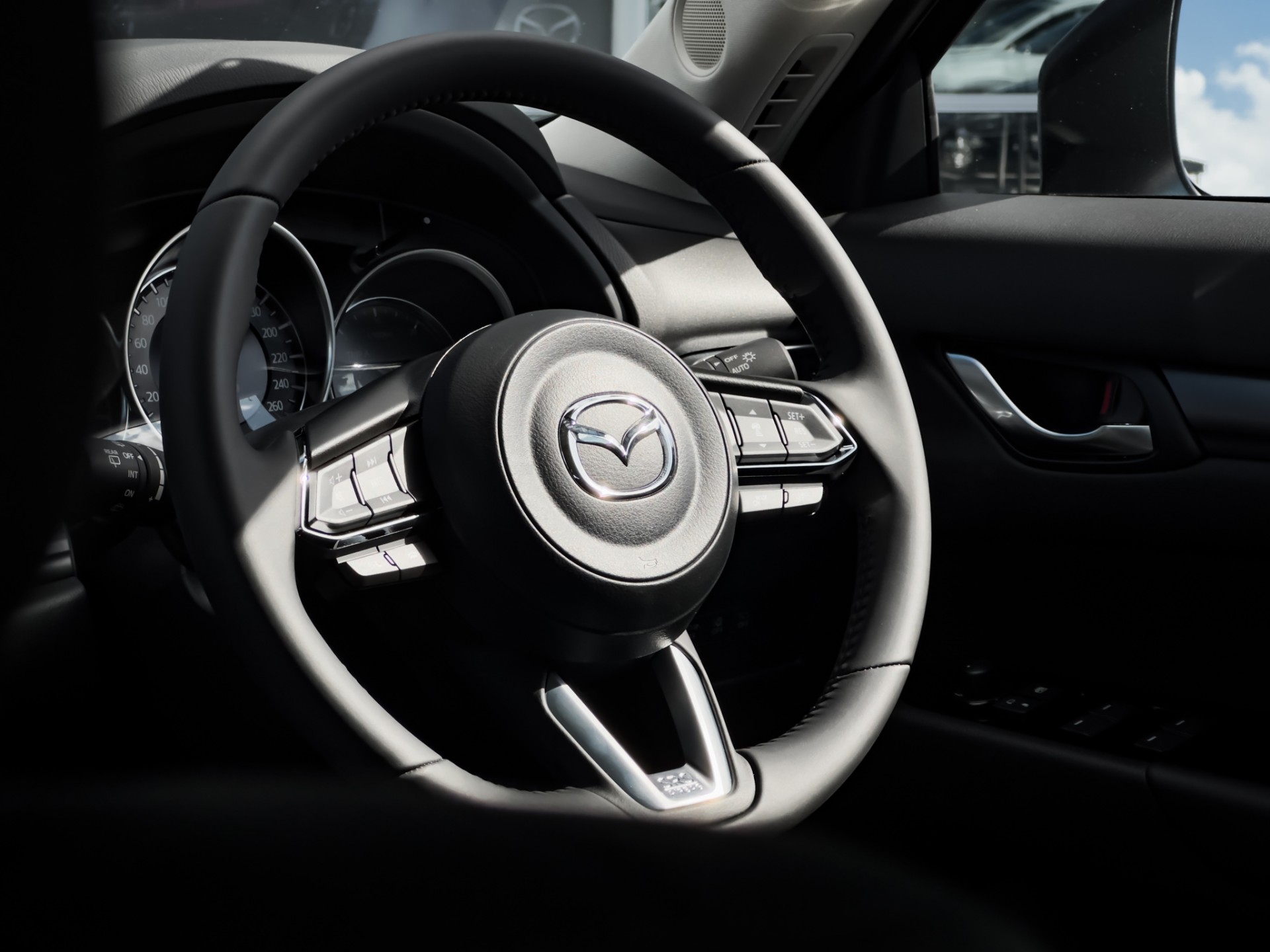 2024 Mazda CX-5 Glx Ptr 2.0P/6At - Image 10