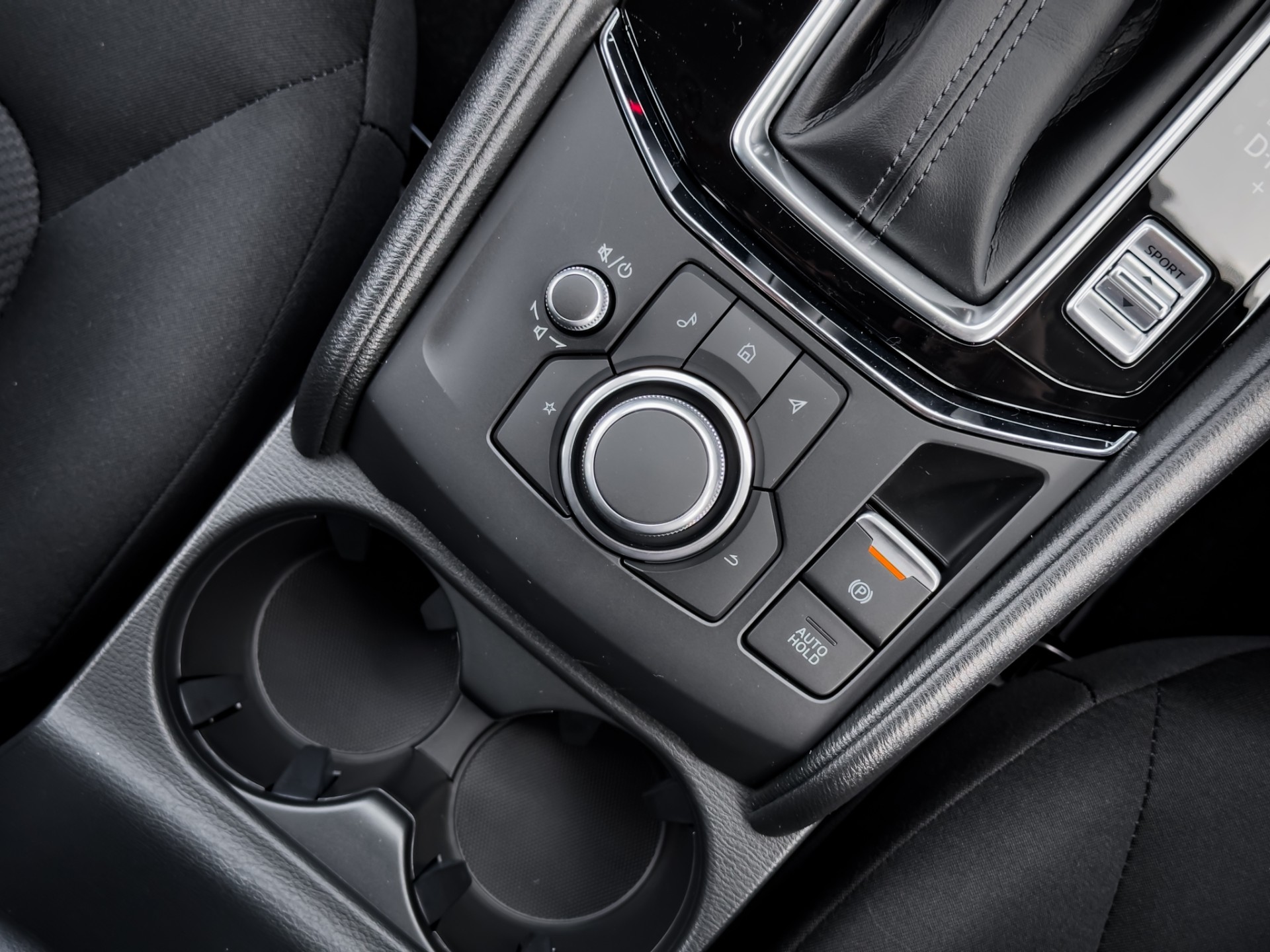 2024 Mazda CX-5 Glx Ptr 2.0P/6At - Image 16