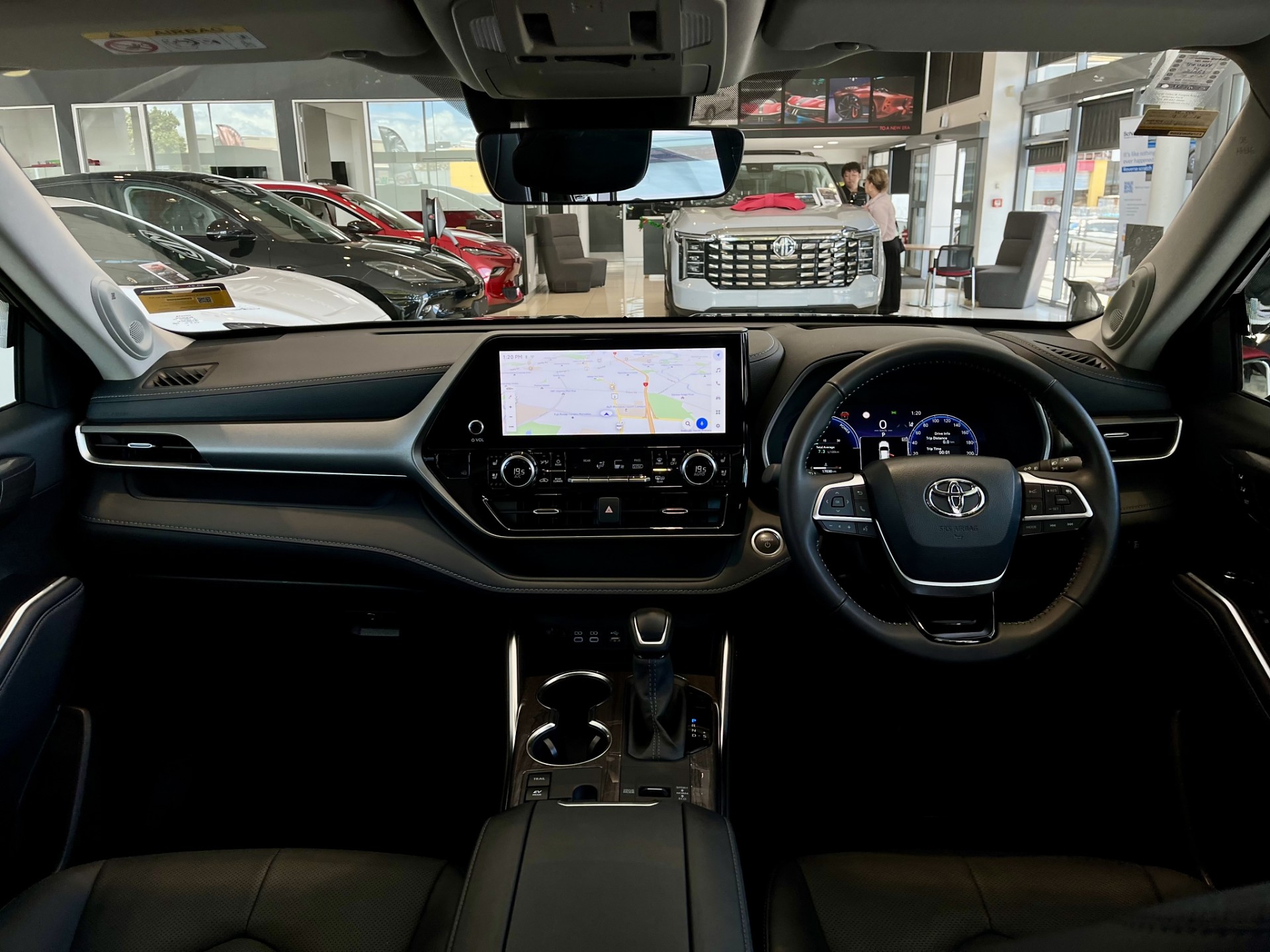 2025 Toyota Highlander Limited Zr 2.5Ph/4Wd - Image 14